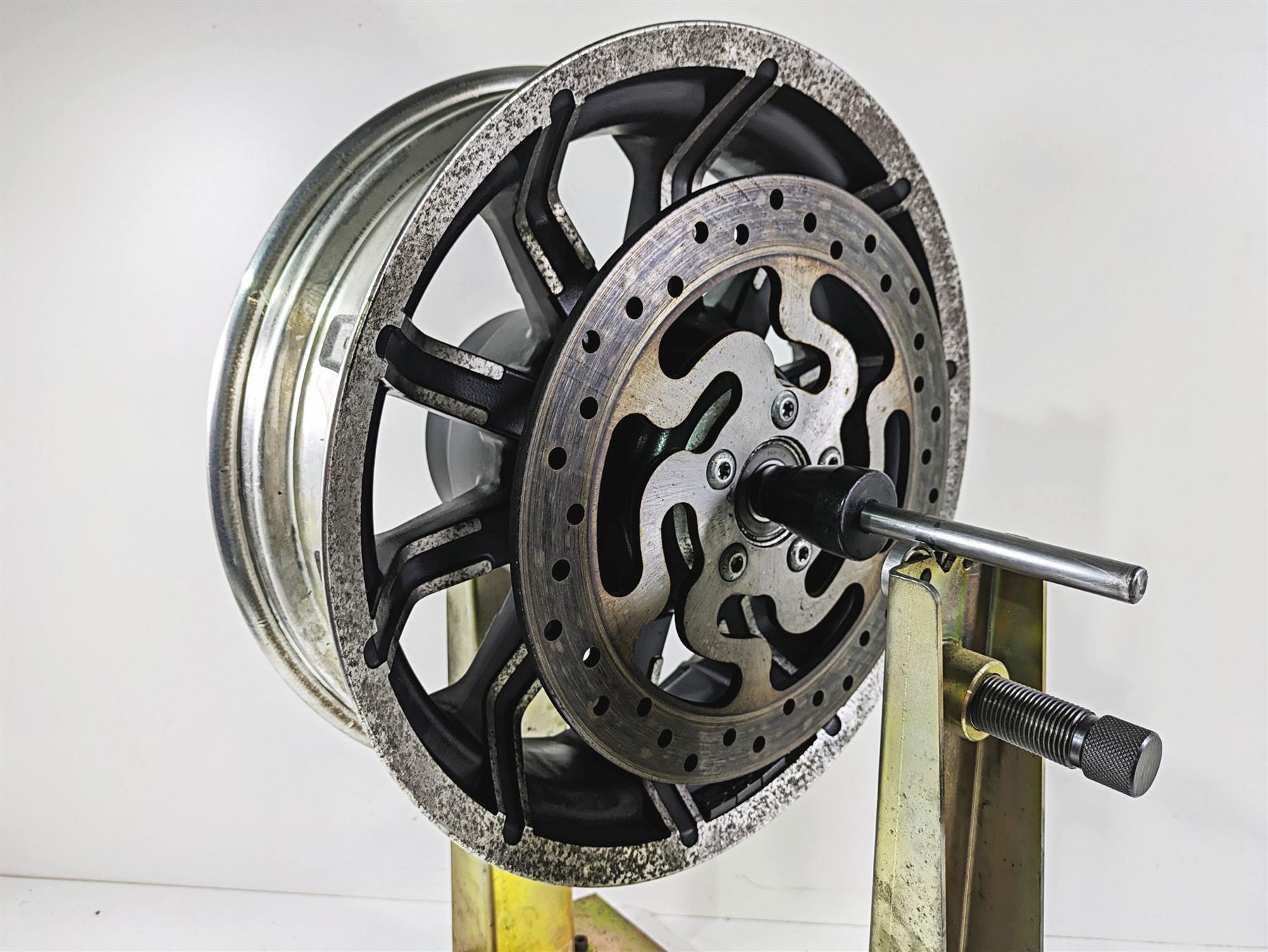 2020 Harley Touring FLHT Electra Glide 16x5 Impeller Rear Wheel 10 Sp 40900528 {{ shop.shopifyCountryName }} - Mototech271