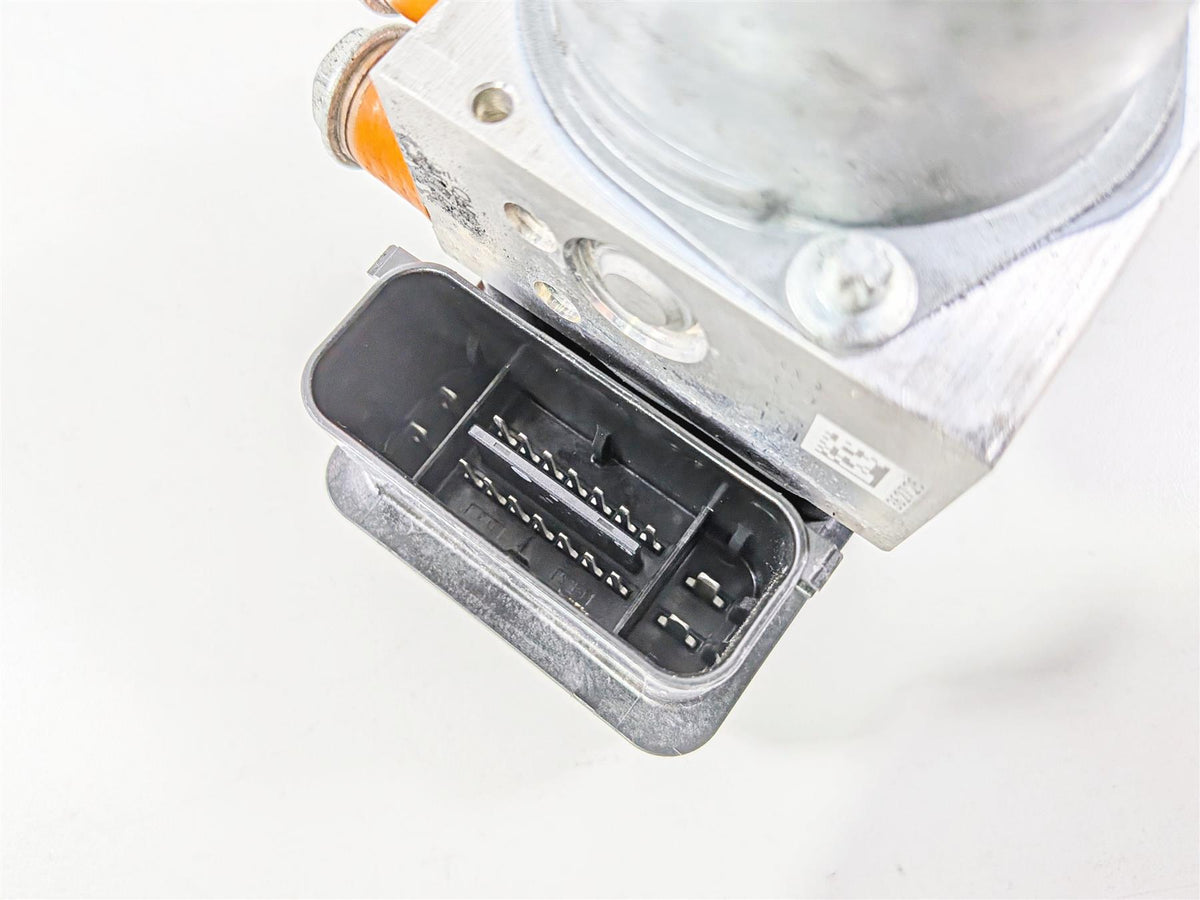 2022 Harley Softail FXLRST Low Rider Abs Brake Pump Module 41100043C {{ shop.shopifyCountryName }} - Mototech271