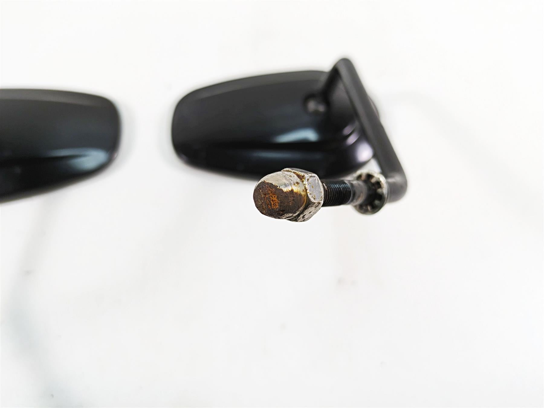 2009 Harley FXDF Dyna Fat Bob Rear View Mirror Set 91909-03B 91910-03B {{ shop.shopifyCountryName }} - Mototech271