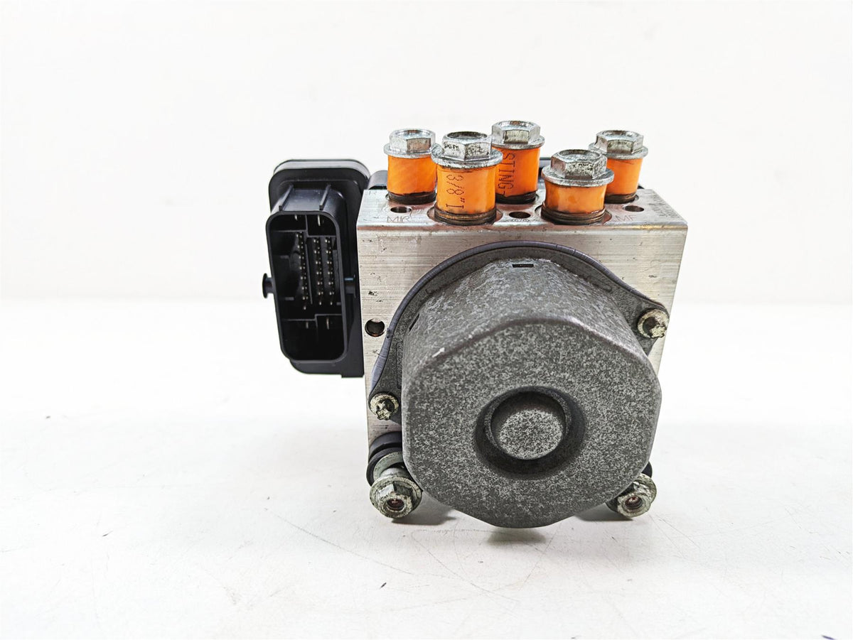 2020 Harley Touring FLHX Street Glide Abs Brake Pump Module Unit 41100104C {{ shop.shopifyCountryName }} - Mototech271