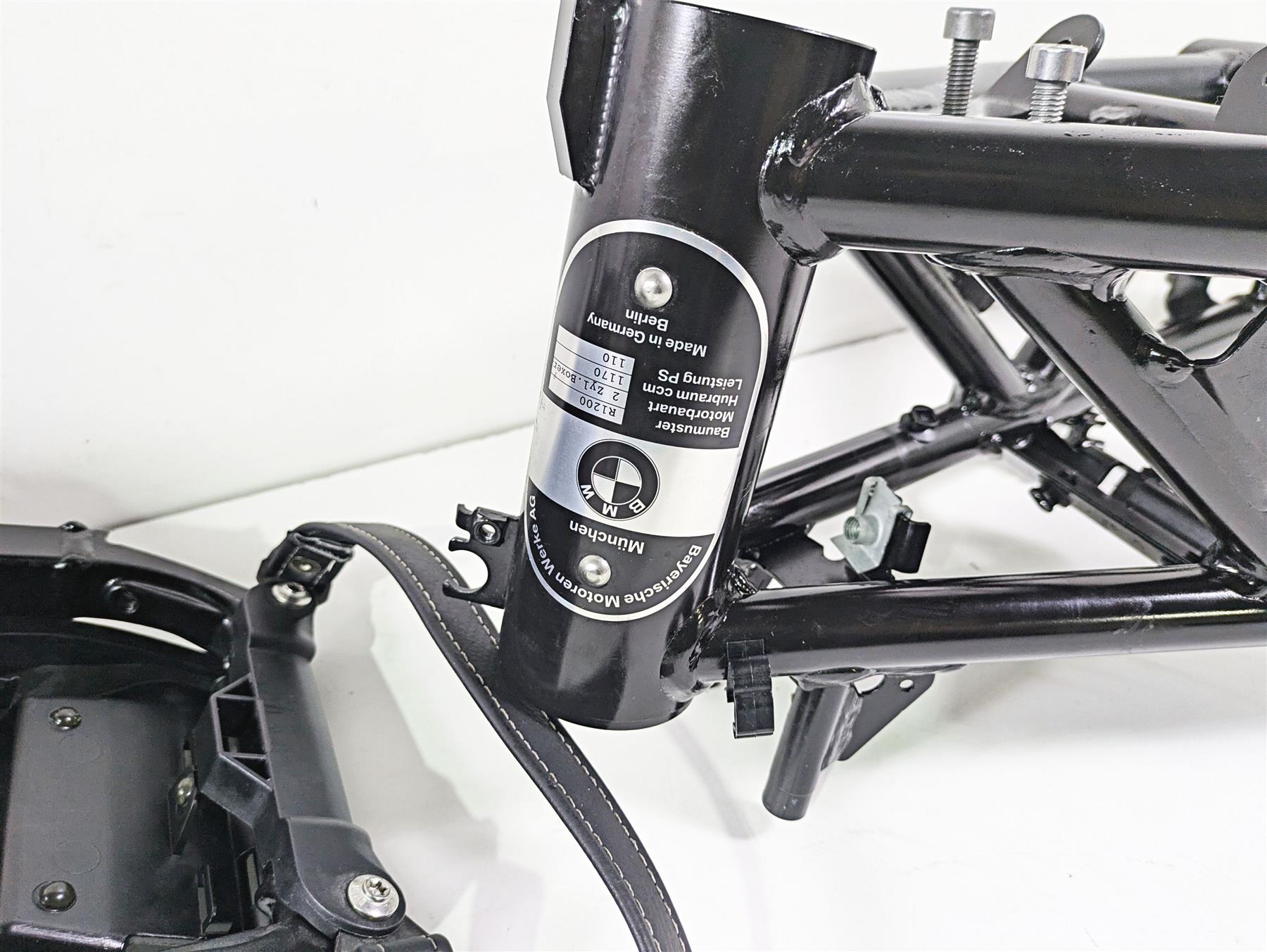 2015 BMW R nineT K21 Front And Rear Chassis Frame Set With Salvage Texas Title 46518536133 {{ shop.shopifyCountryName }} - Mototech271