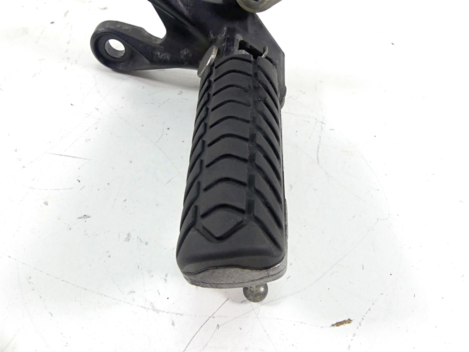 2010 Kawasaki ZX1400 ZX14 R Ninja Front Left Footpeg Foot Peg 34028-0031 {{ shop.shopifyCountryName }} - Mototech271