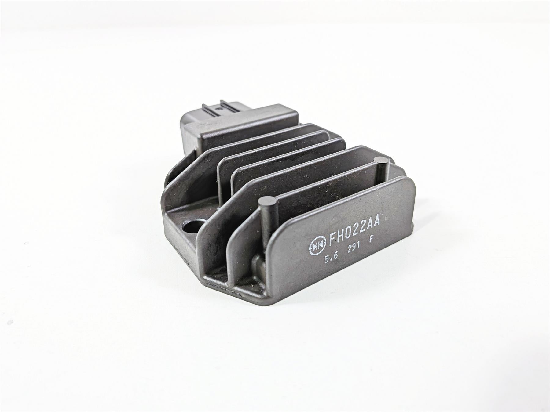 2016 KTM 1290 Super Adventure Rectifier Voltage Regulator 60311034000 FH022AA {{ shop.shopifyCountryName }} - Mototech271