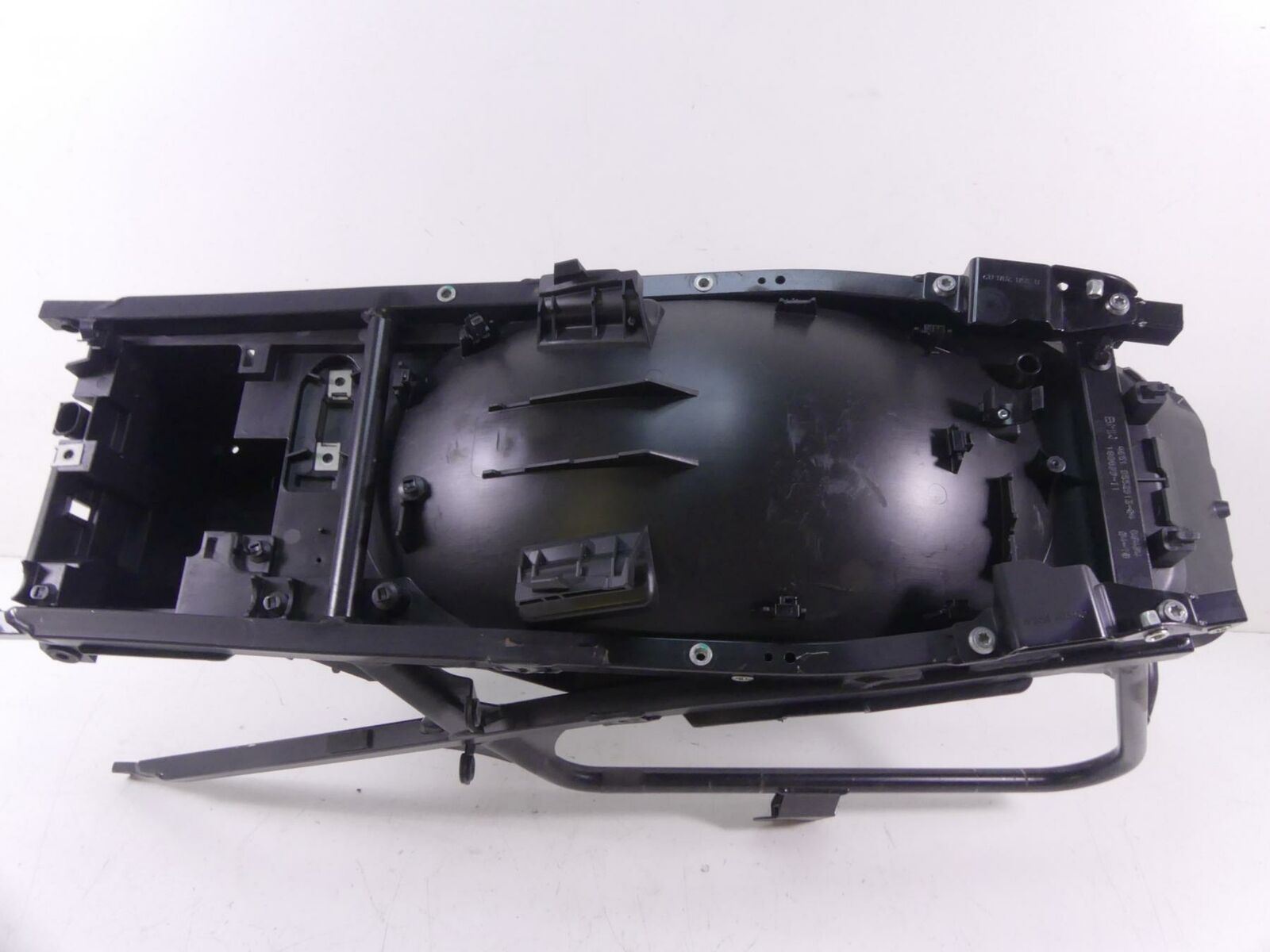 2018 BMW K1600 Bagger Rear Subframe Sub Frame Inner Fender Set 46518552913 {{ shop.shopifyCountryName }} - Mototech271