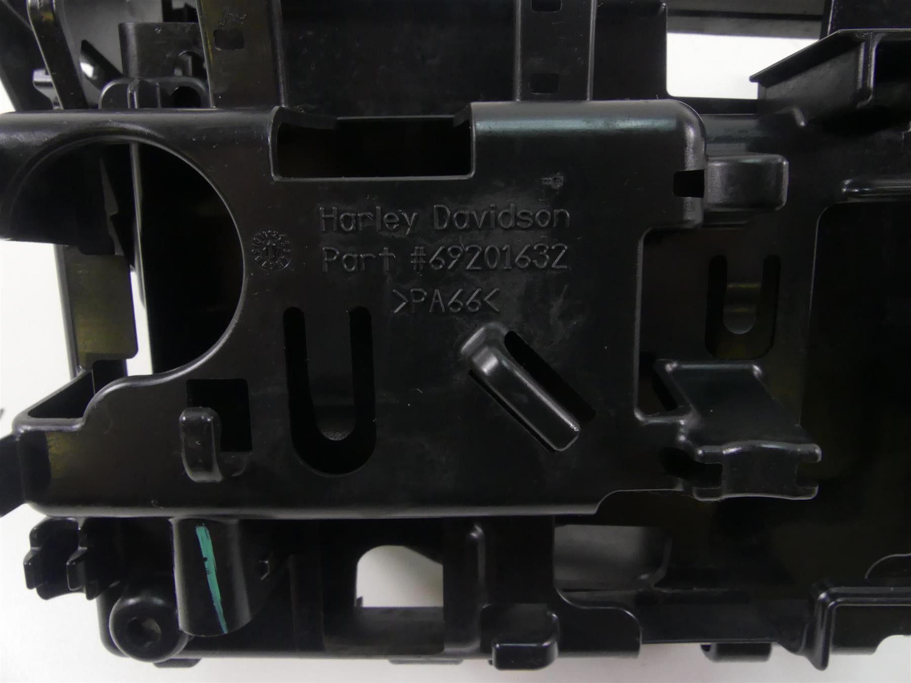 2020 Harley Softail FXBB Street Bob Electrical Battery Carrier Set 69201632 {{ shop.shopifyCountryName }} - Mototech271