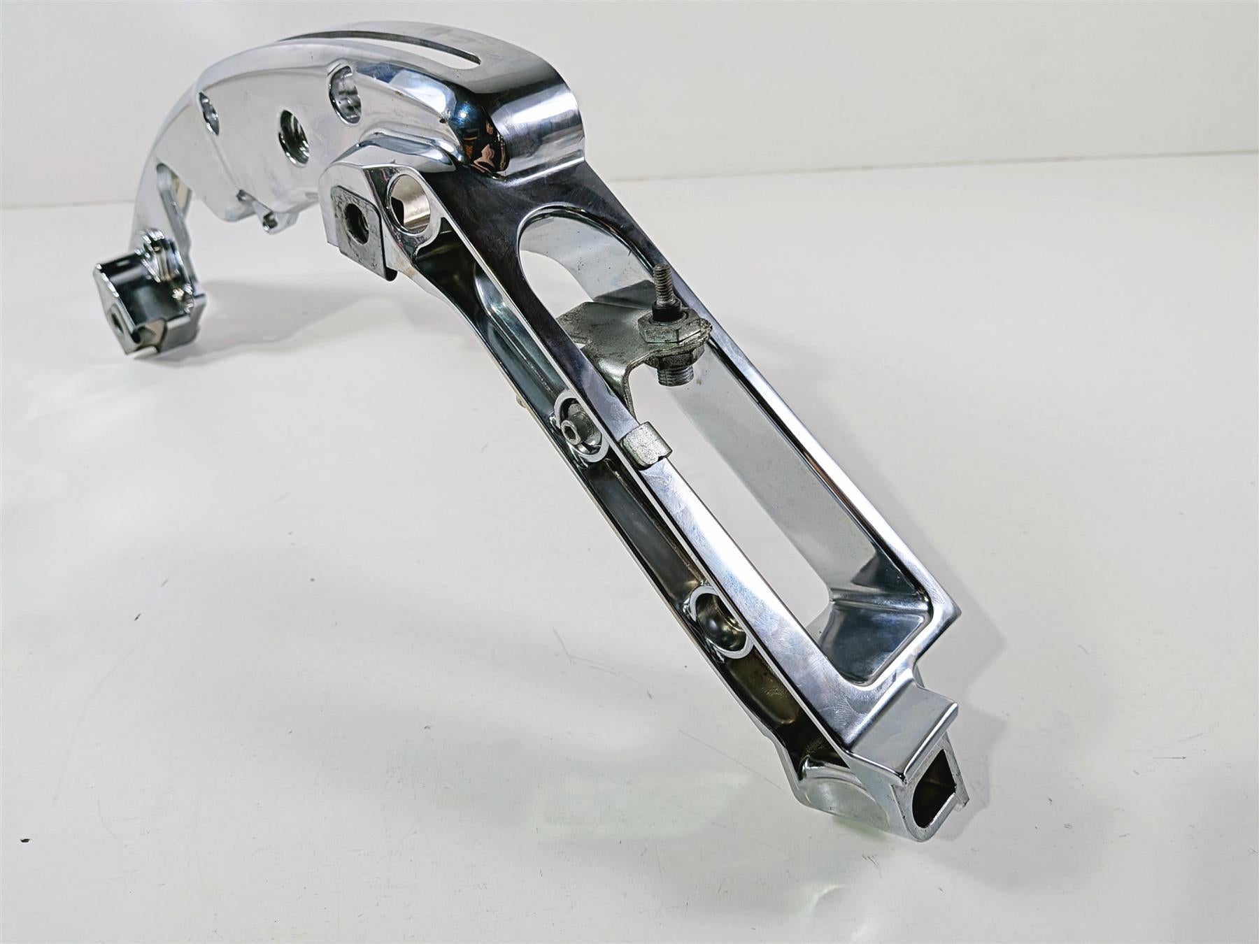 2017 Harley Touring FLHXS Street Glide Left Rear Chrome Saddlebag Support 90200503 {{ shop.shopifyCountryName }} - Mototech271