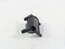Load image into Gallery viewer, 2015 Harley Touring FLHTKL Electra Glide Ignition Coil 31696-07A
