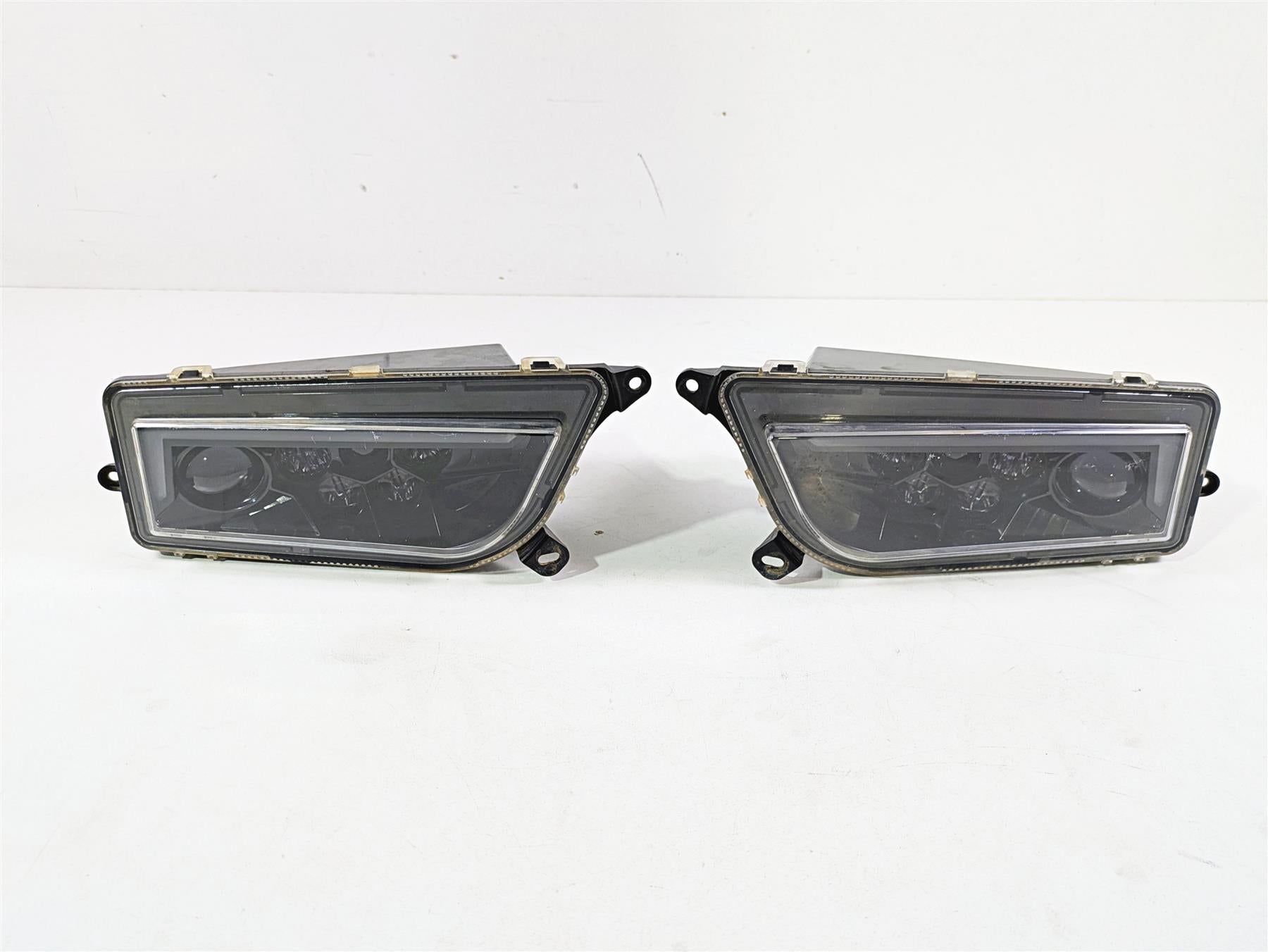 2019 Polaris RZR XP 1000 Highlifter Headlight Head Light Lamp Set 2414530 {{ shop.shopifyCountryName }} - Mototech271