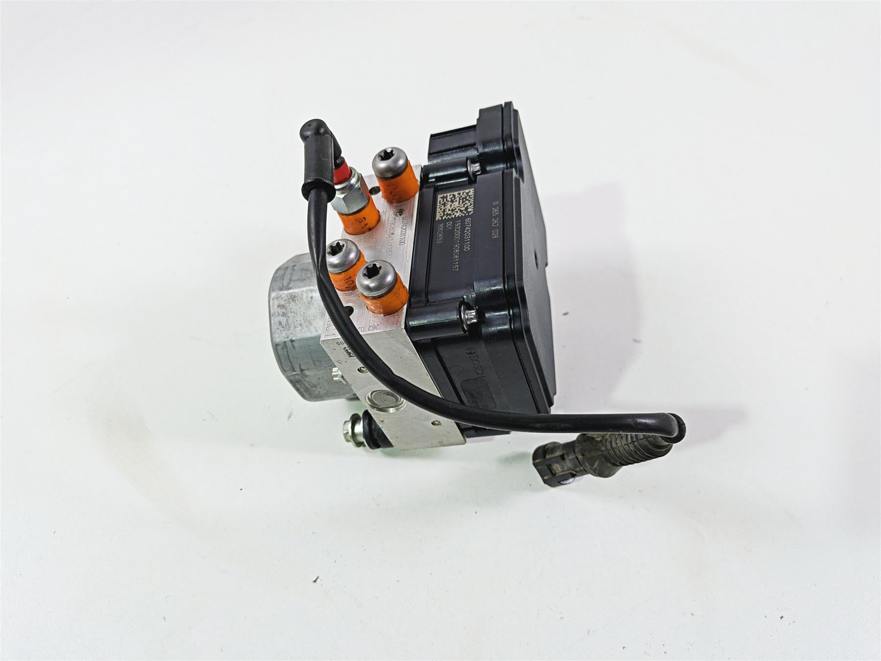 2020 KTM 1290 Super Adventure R Abs Brake Pump Module Unit 60742031144 {{ shop.shopifyCountryName }} - Mototech271
