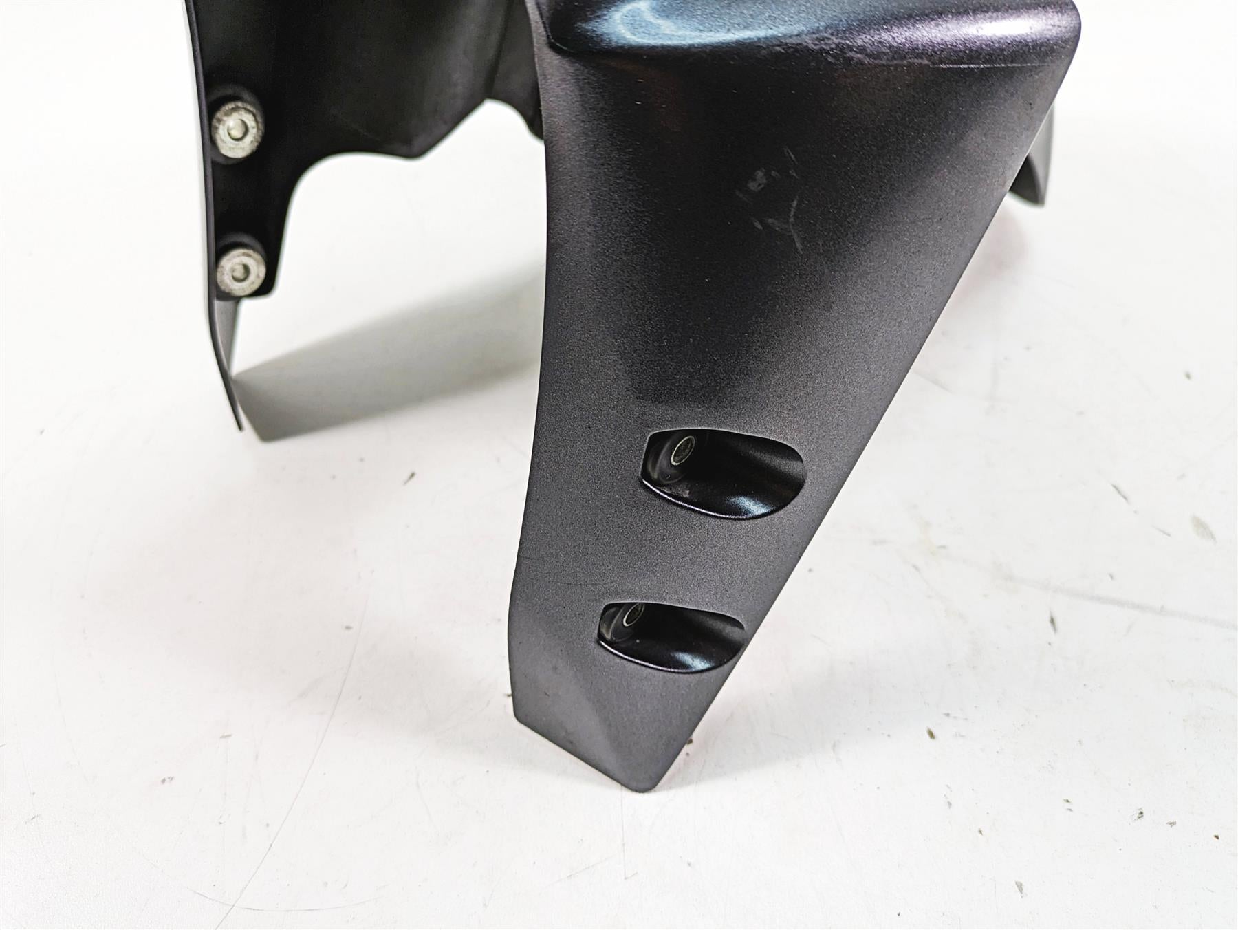 2007 Yamaha R1 YZFR1 Front Fender Mud Guard 5PW-21511-00 {{ shop.shopifyCountryName }} - Mototech271