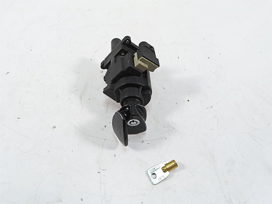 2018 Harley Touring FLHXSE CVO Street Glide Ignition Switch & Key -Read 45600057 {{ shop.shopifyCountryName }} - Mototech271