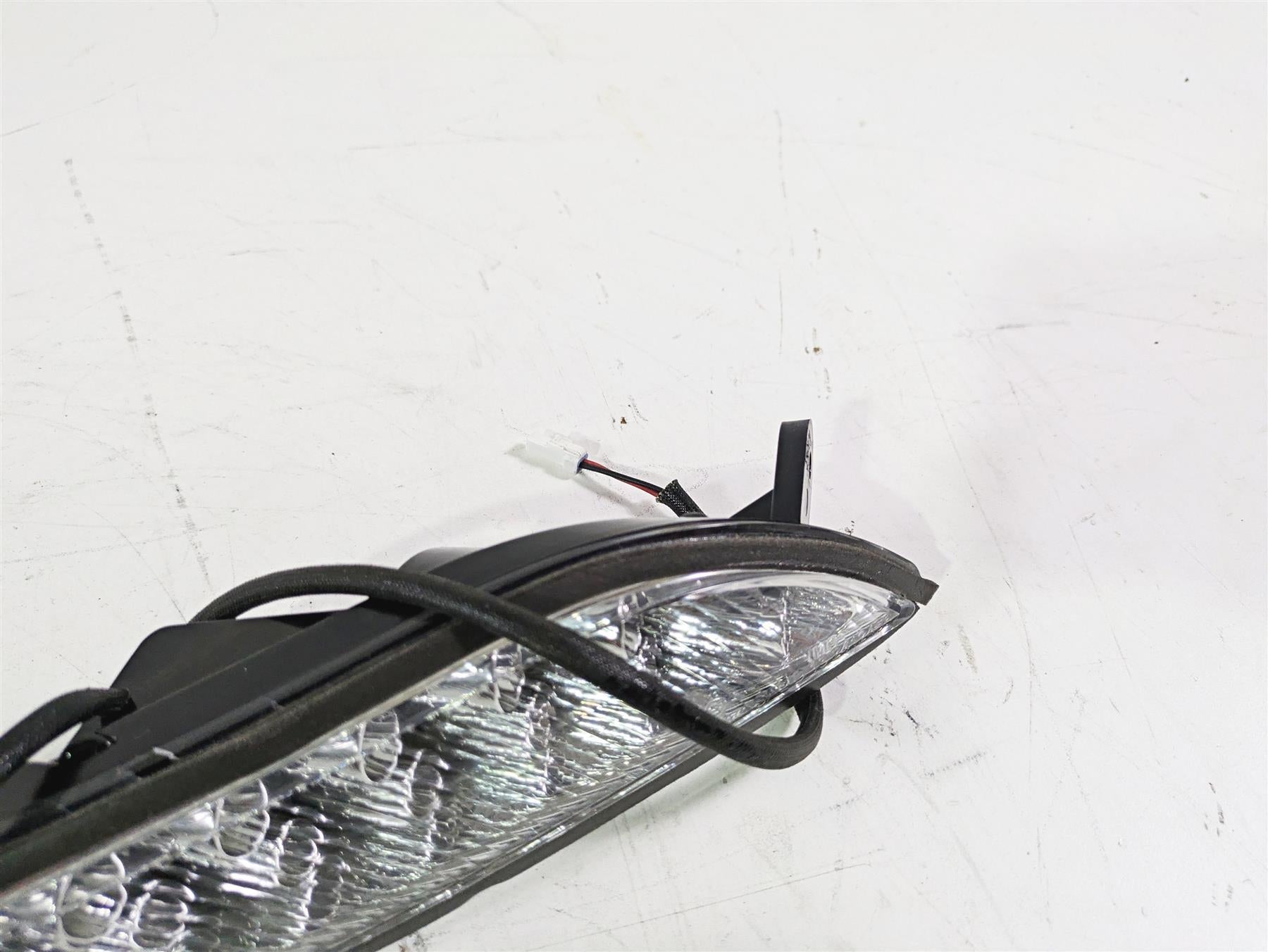2018 Indian Chieftain Limited Front Blinker Turn Signal Set R 2412456 L 2412455 {{ shop.shopifyCountryName }} - Mototech271