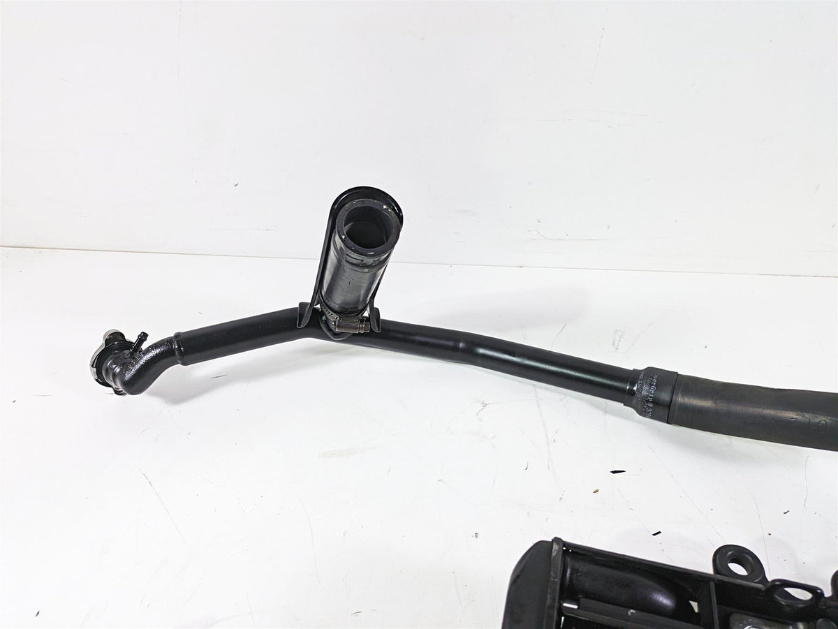 2013 Harley VRSCDX Night Rod Sp Radiator Fans Reservoir Hoses 26722-04 {{ shop.shopifyCountryName }} - Mototech271