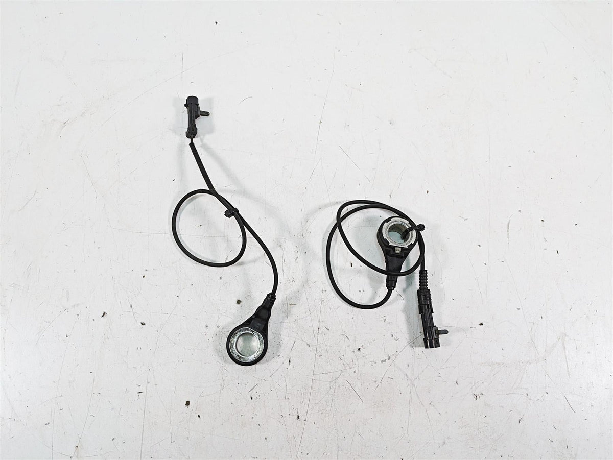 2008 Harley FLHTCU Electra Glide Front Rear Abs Wheel Speed Sensors 40615-08 {{ shop.shopifyCountryName }} - Mototech271