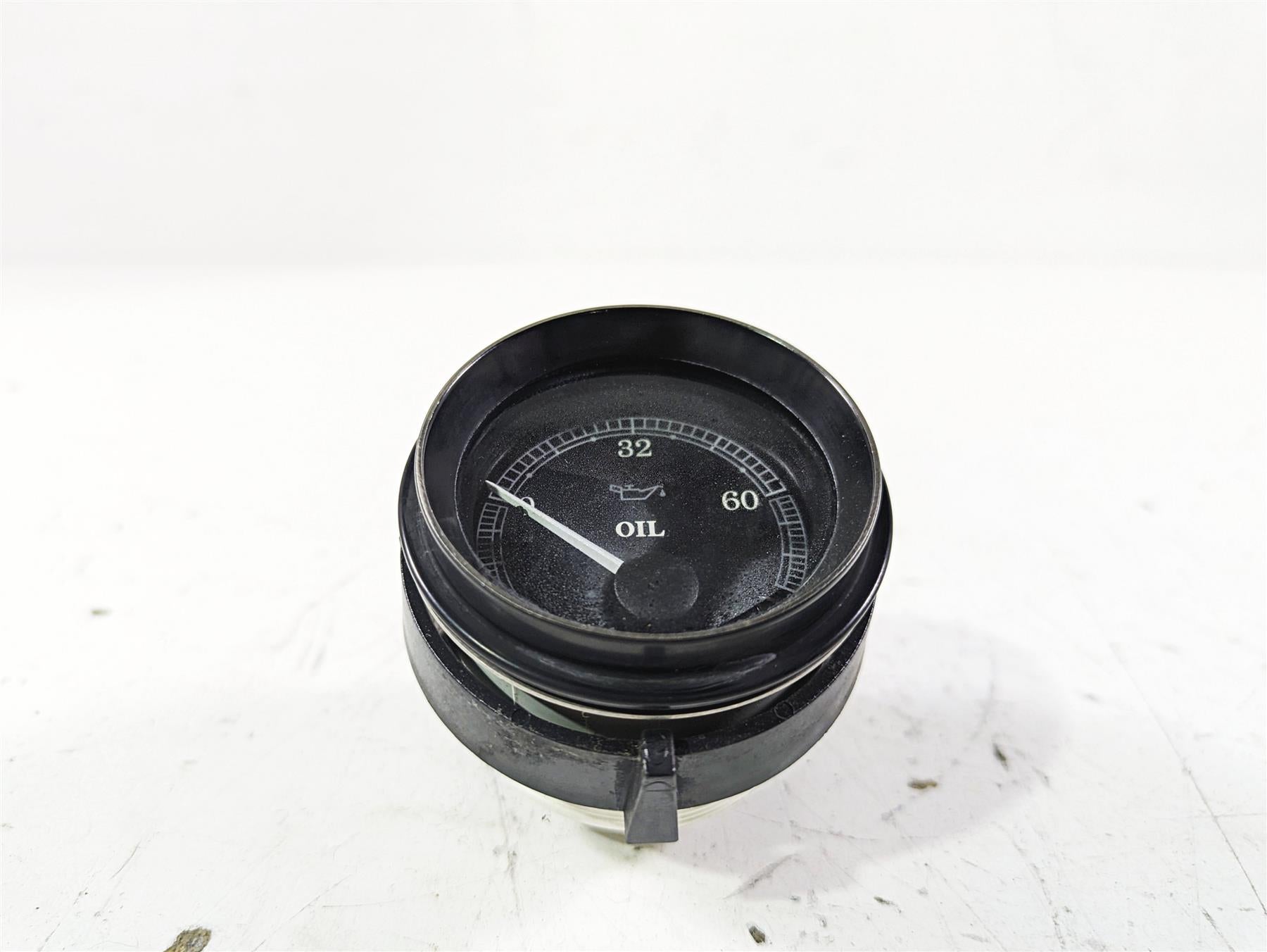 2003 Harley Touring FLHTCUI 100TH E-Glide Oil Pressure Gauge 75032-99B {{ shop.shopifyCountryName }} - Mototech271