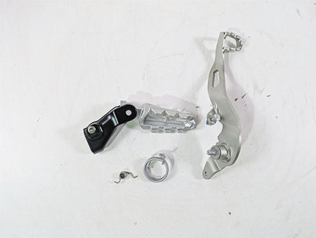2022 Ducati Scrambler Desert Sled Right Foot Peg & Brake Pedal Set 82433651A {{ shop.shopifyCountryName }} - Mototech271