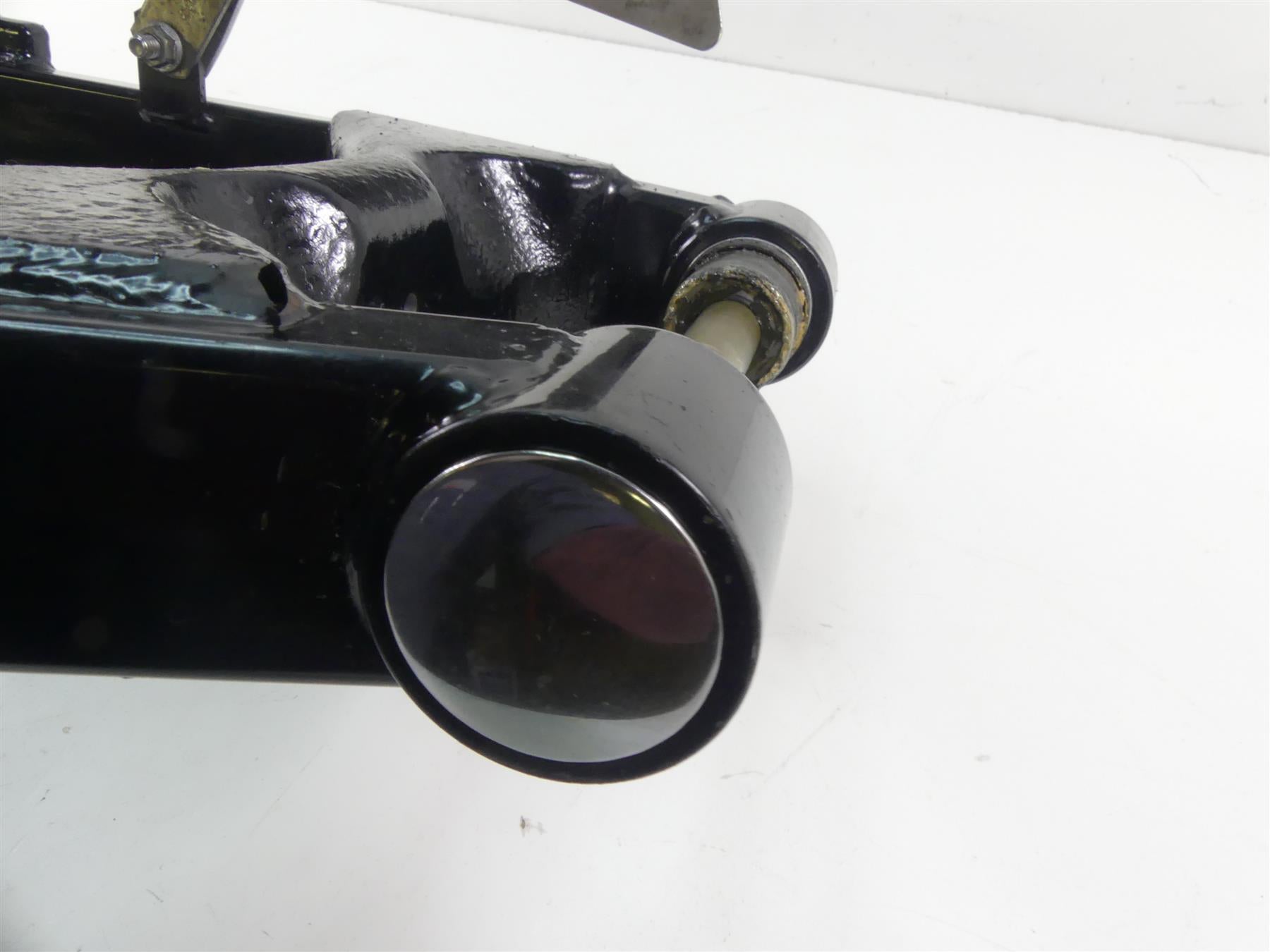 1993 Harley Dyna FXDL Low Rider Rear Swingarm Swing Arm 3/4 Axle 47820-90 {{ shop.shopifyCountryName }} - Mototech271