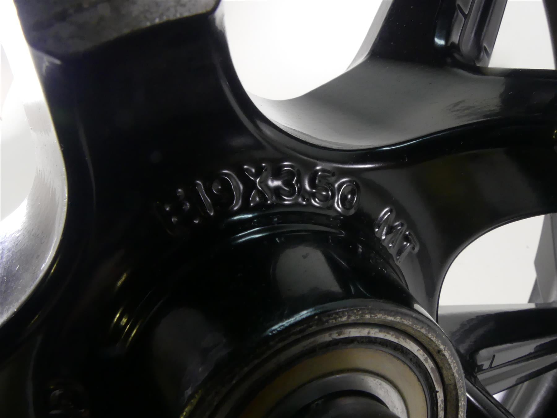 2017 Harley FXSE CVO Pro Street Breakout Front 19x3.5 Wheel Rim -Read 43300481 {{ shop.shopifyCountryName }} - Mototech271