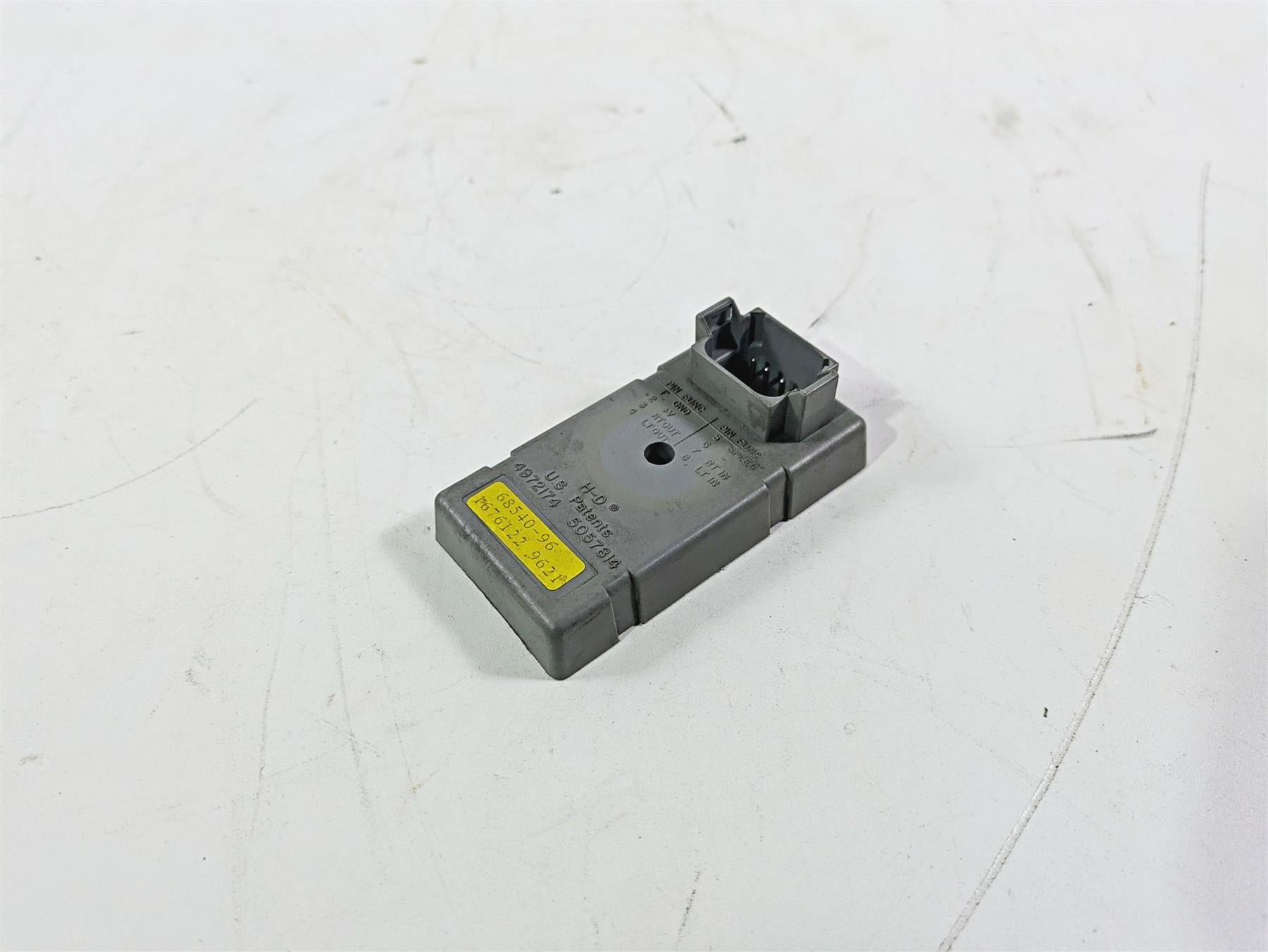 1996 Harley Touring FLHTCUI Electra Glide Tsm Turn Signal Flash Module 68540-96 {{ shop.shopifyCountryName }} - Mototech271