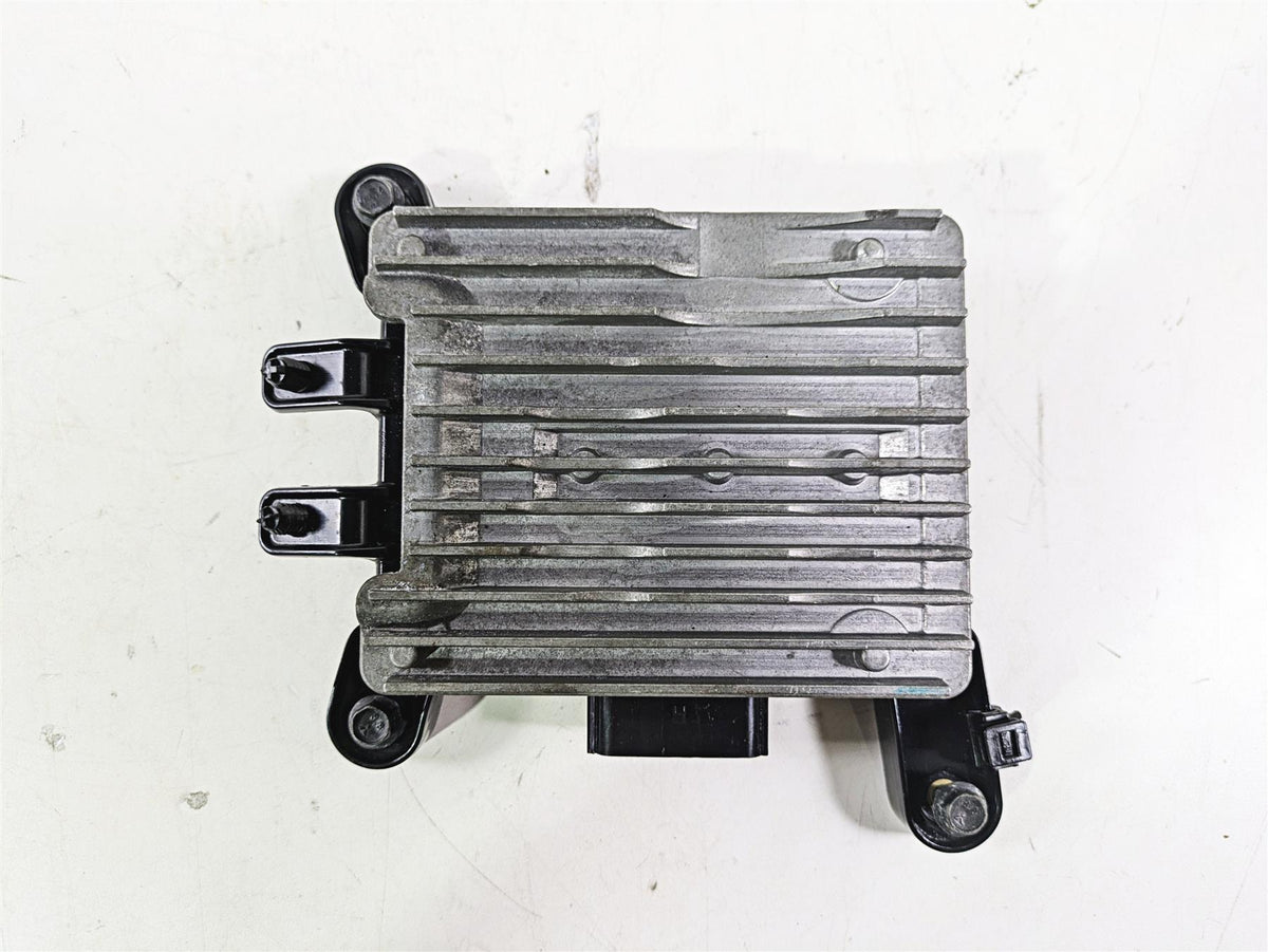 2018 Indian Chieftain Limited Front Amplifier Amp Radio Stereo 4015979 {{ shop.shopifyCountryName }} - Mototech271
