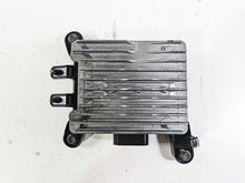 Load image into Gallery viewer, 2018 Indian Chieftain Limited Front Amplifier Amp Radio Stereo 4015979 | Mototech271
