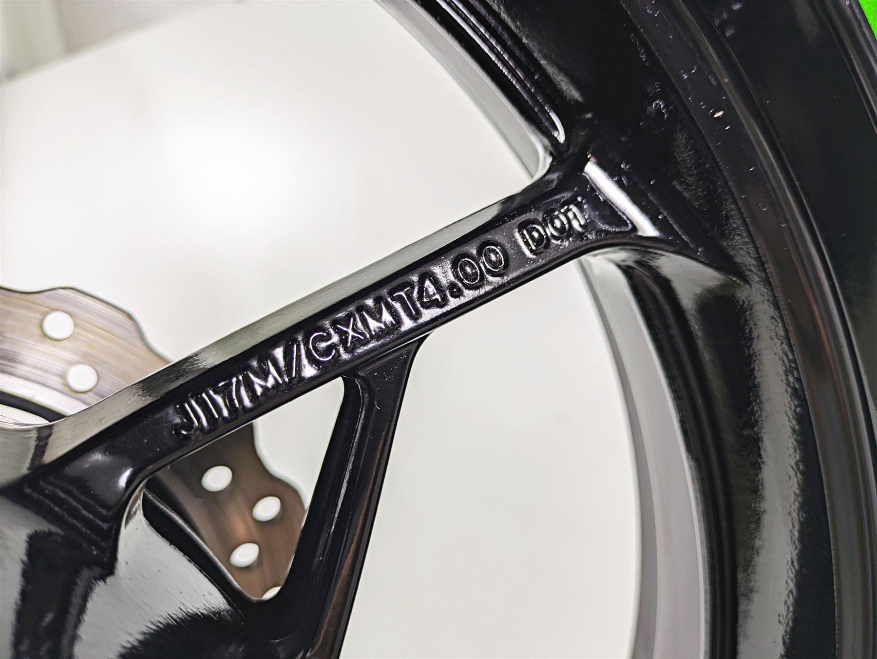 2023 Kawasaki EX400 Ninja Straight 17x4 Rear Wheel Rim 41073-0753-QT {{ shop.shopifyCountryName }} - Mototech271