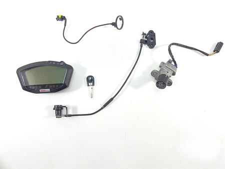 2008 Ducati 848 SBK Speedometer Gauge 1k Ignition Switch Key 40610733A 59820541A {{ shop.shopifyCountryName }} - Mototech271