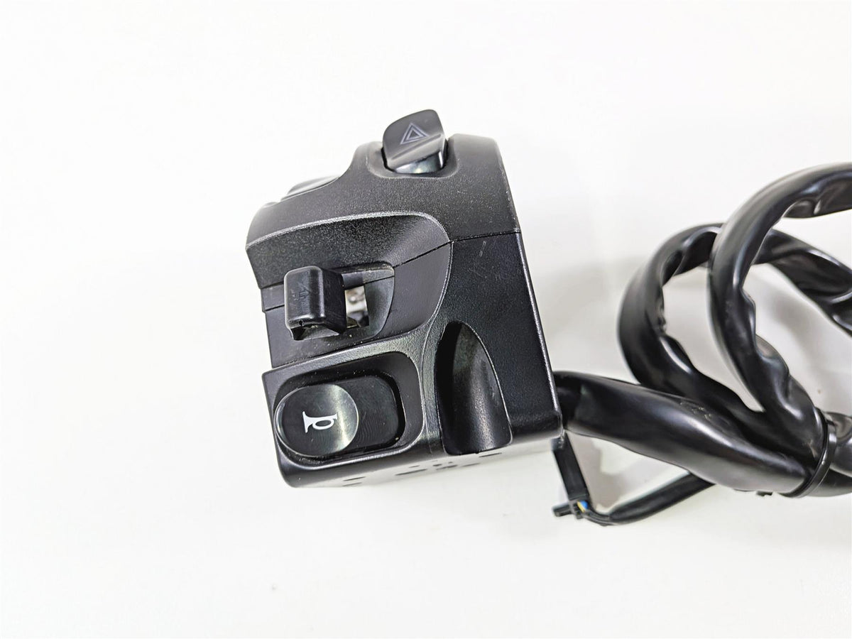 2016 Victory Cross Country Left Hand Light Blinker Control Switch 4012119 {{ shop.shopifyCountryName }} - Mototech271