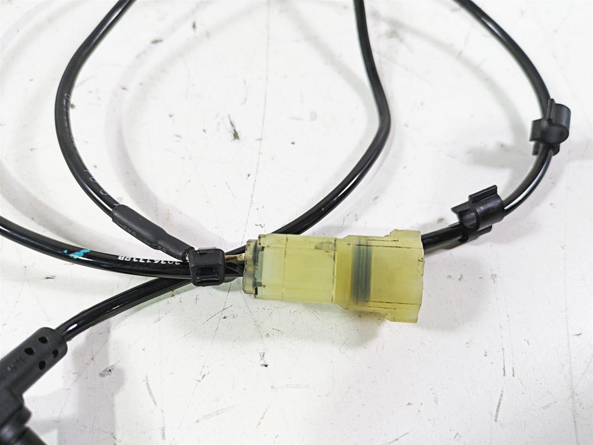 2023 Triumph Street Triple 765 RS Front Wheel Speed Abs Brake Sensor T2022799 {{ shop.shopifyCountryName }} - Mototech271