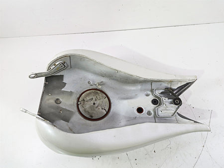 2004 Victory Kingpin Fuel Gas Petrol Tank Bronze Mist Pearl White - Dent 1014755 {{ shop.shopifyCountryName }} - Mototech271