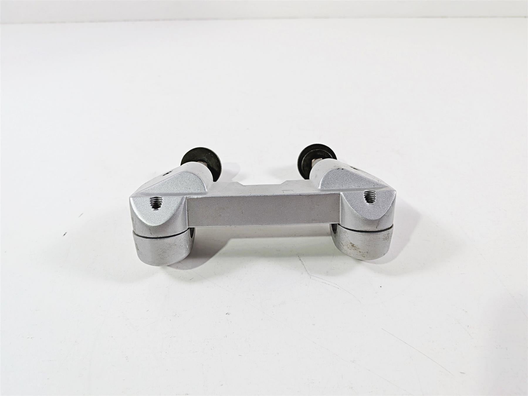 2006 Yamaha XVZ1300 Royal Star Handle Bar Riser Holder Carrier 1D6-23442-00 {{ shop.shopifyCountryName }} - Mototech271