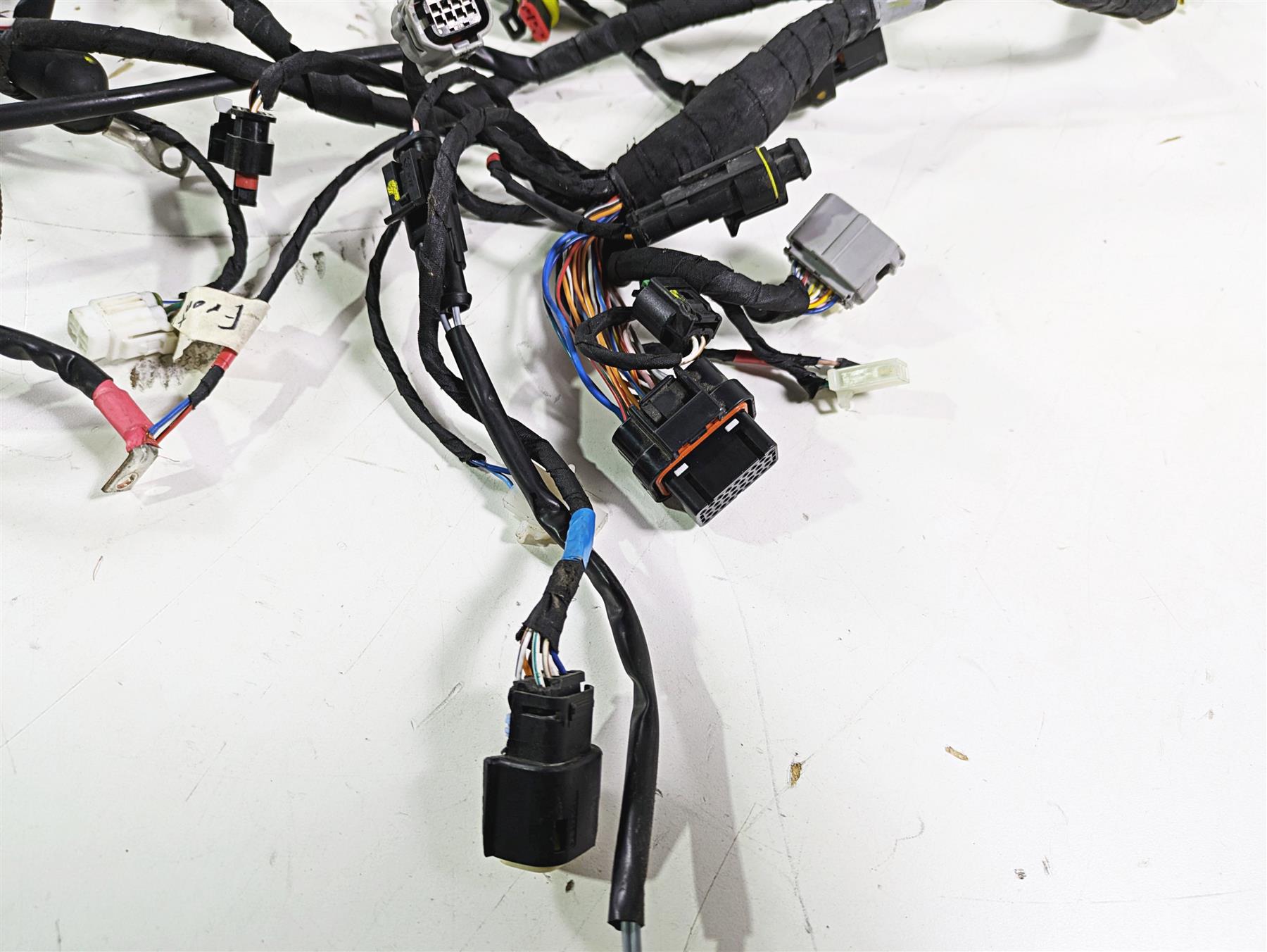 2021 Aprilia RS660 Main & Engine Wiring Harness Loom -No Cuts 2D000458 2D000459 {{ shop.shopifyCountryName }} - Mototech271