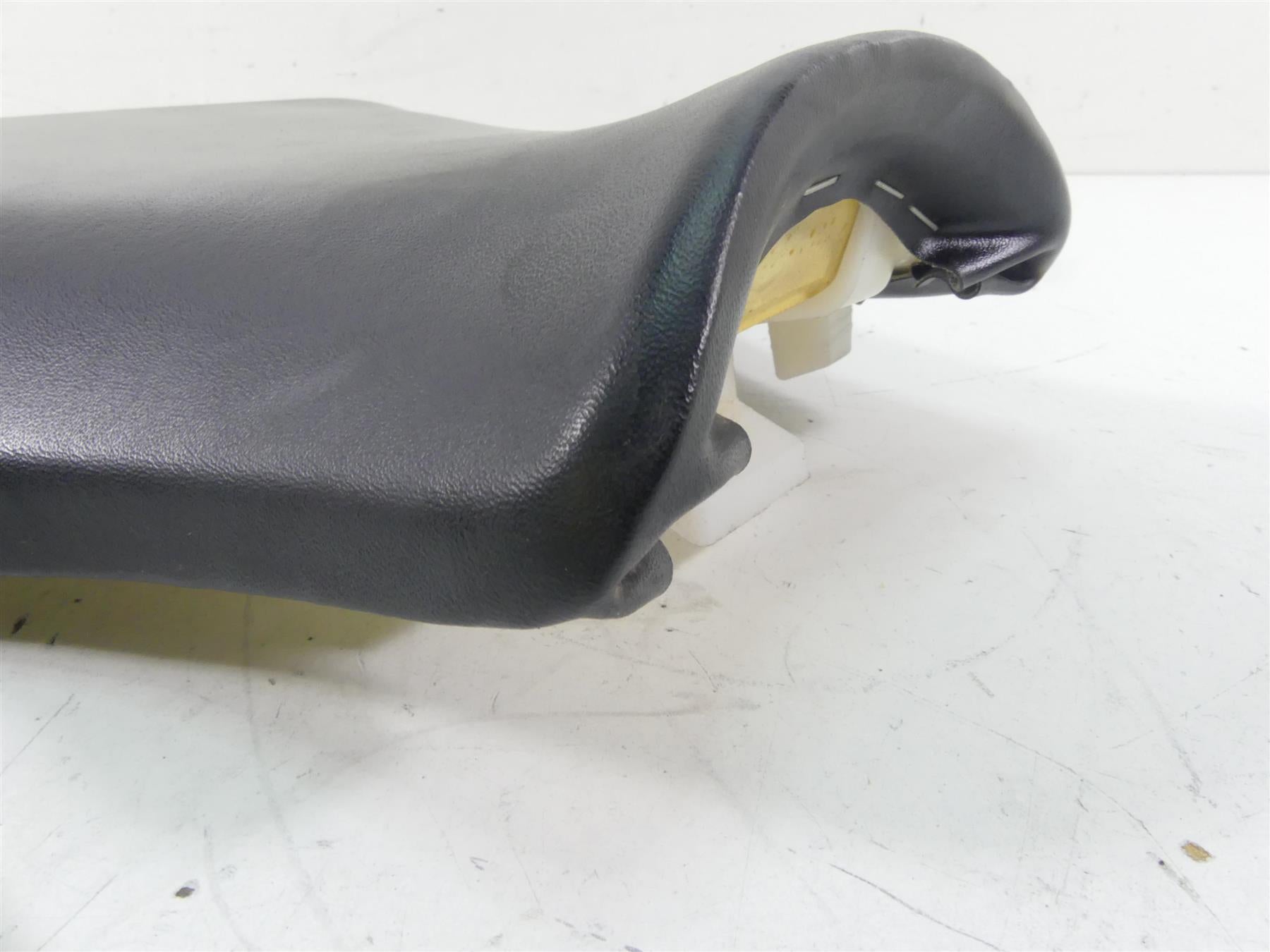 2021 Honda CBR600RR Front Rider Driver Seat Saddle - No Tears 77100-MFJ-D01 {{ shop.shopifyCountryName }} - Mototech271