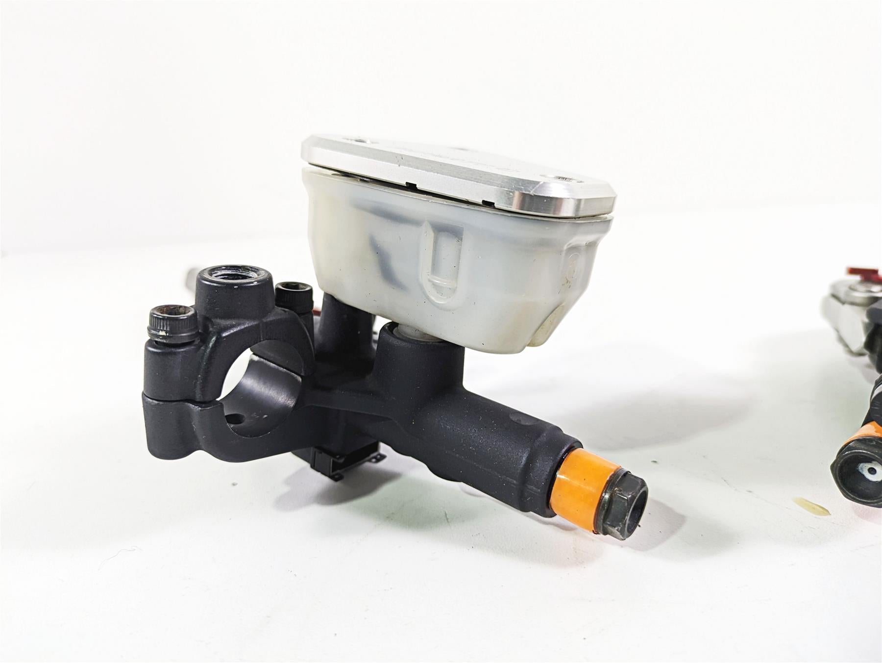 2009 Ducati Multistrada 1100 S Clutch Brake Master Cylinder Crg Set 63040231A {{ shop.shopifyCountryName }} - Mototech271