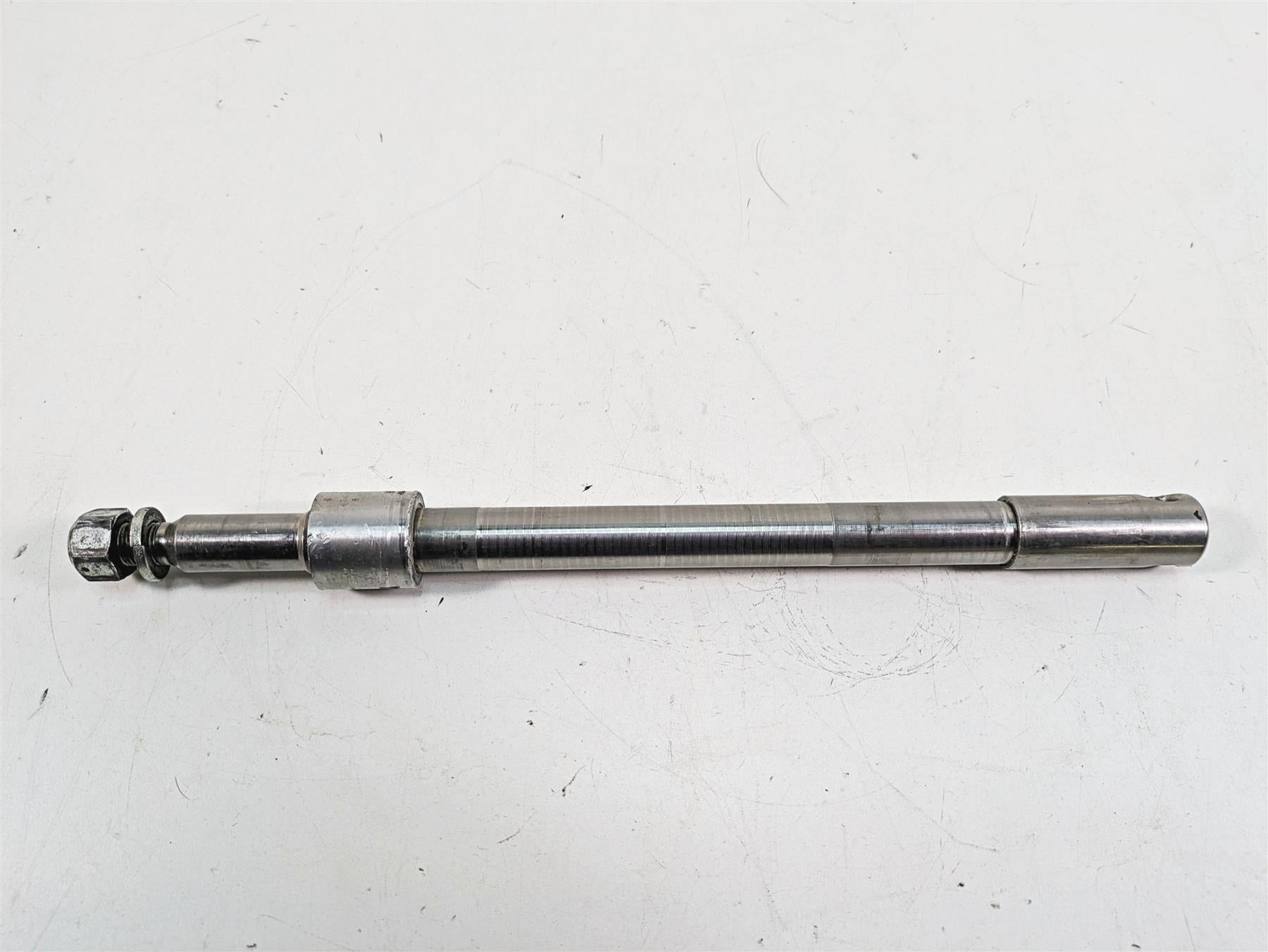 1999 Harley Touring FLHTC Electra Glide Front 3/4" Wheel Spindle Axle 43346-83B {{ shop.shopifyCountryName }} - Mototech271