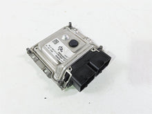 Load image into Gallery viewer, 2017 Indian Chieftain Limited Ecm Engine Control Module 4014125 4016520
