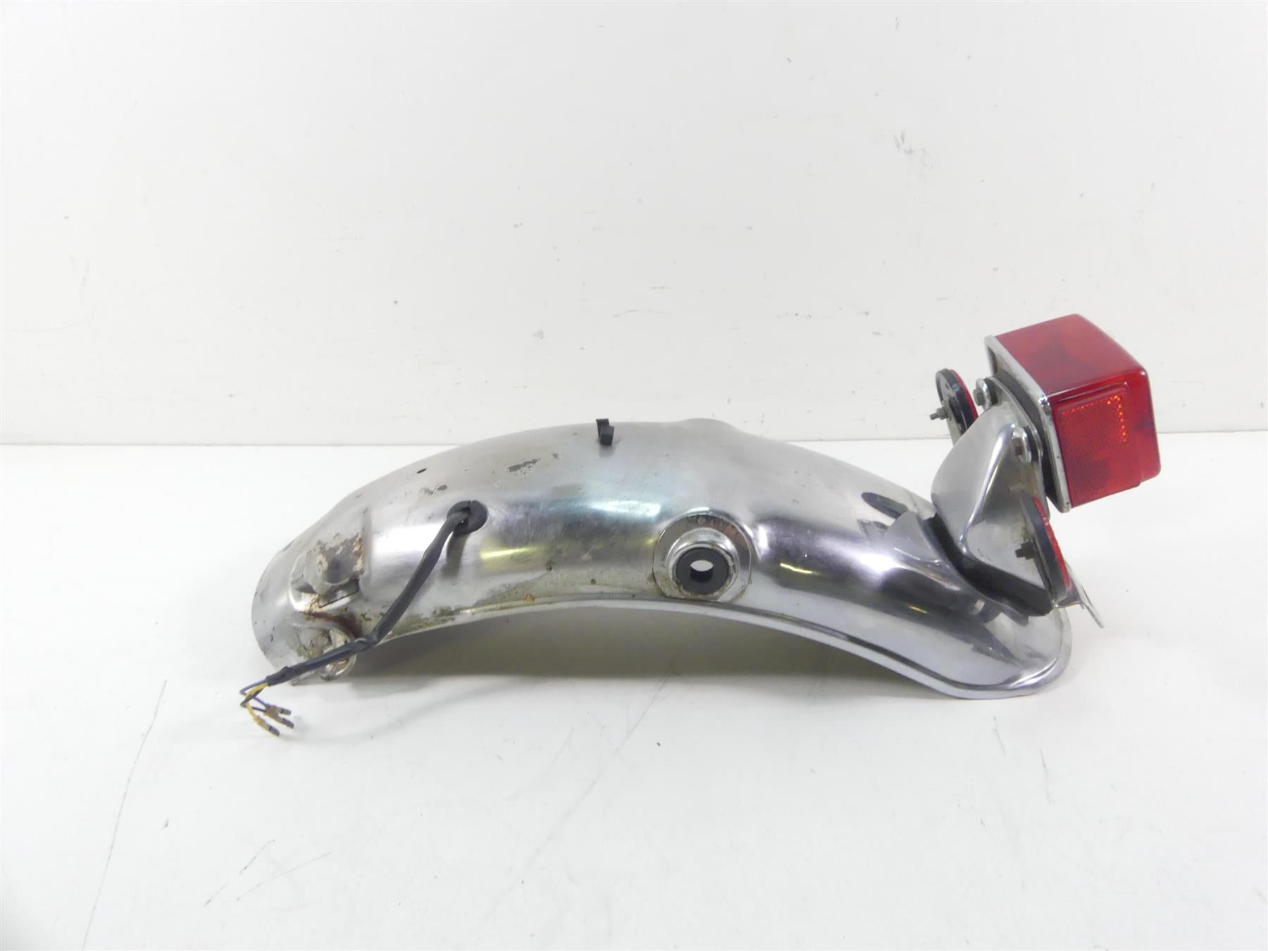 1978 Yamaha XS650 SE Special Rear Fender Taillight Set 3G1-21610-00-93 {{ shop.shopifyCountryName }} - Mototech271