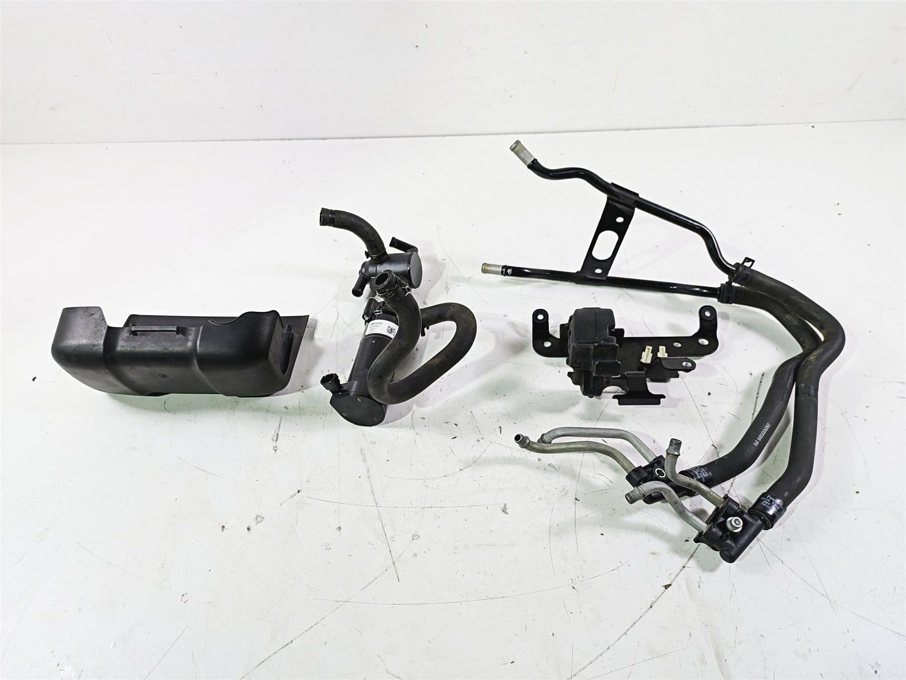 2015 Harley Touring FLHTKL E -Glide Low Water Pump & Cooling Lines Set 26600012 | Mototech271