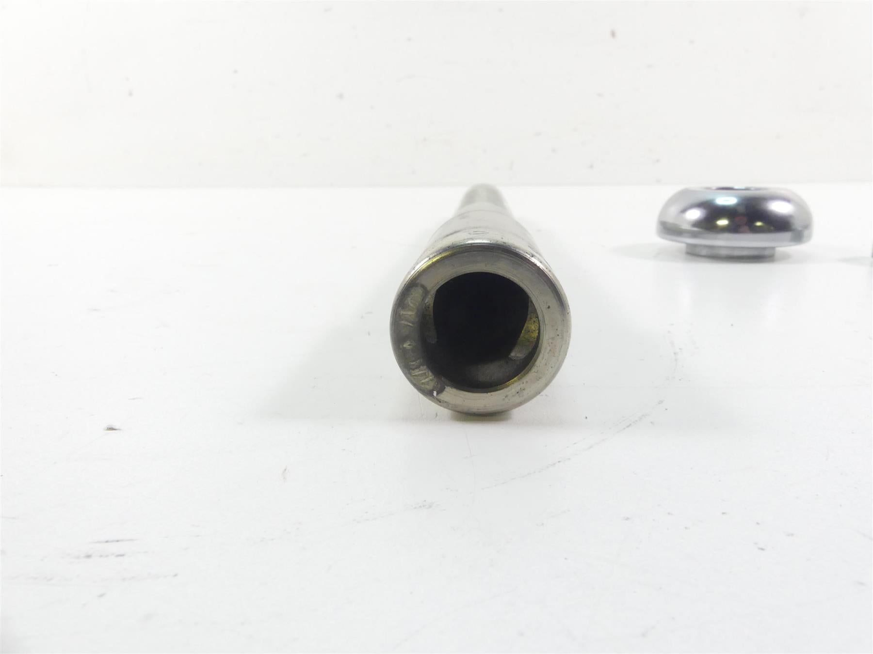 2009 Harley FLHTCU SE4 CVO E-Glide Straight Front Axle Wheel Spindle 41547-07A {{ shop.shopifyCountryName }} - Mototech271