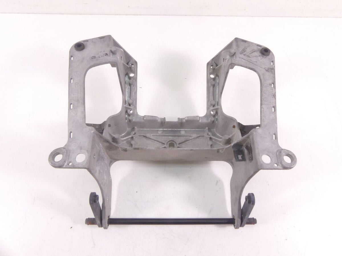 2010 Victory Vision Tour Front Fairing Holder Mounts Stay Bracket Support 513694 {{ shop.shopifyCountryName }} - Mototech271