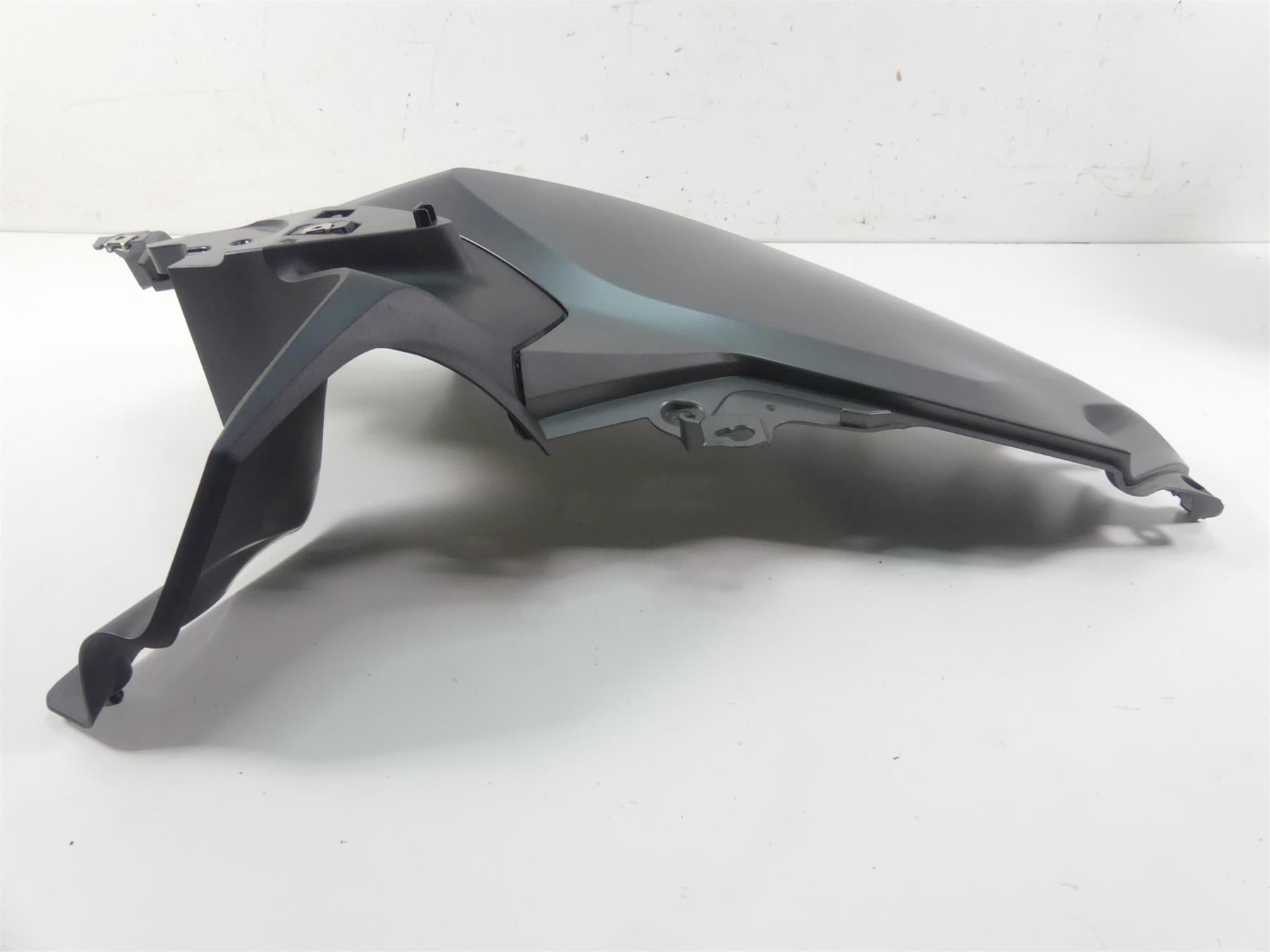 2019 BMW R1250GS K50 Left Main Tank Fairing Cover 46638563501 46638563503 {{ shop.shopifyCountryName }} - Mototech271