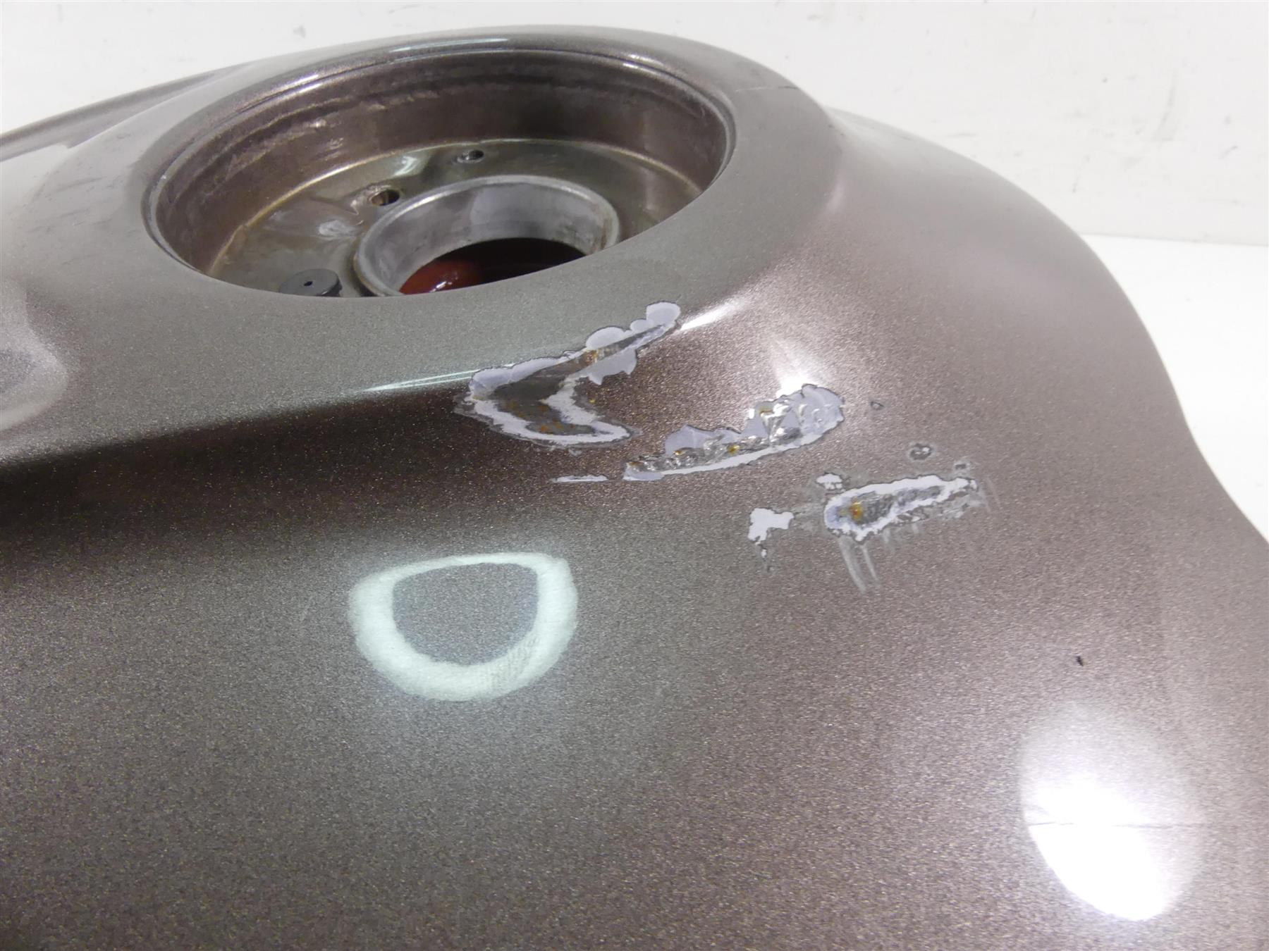 2018 Indian Scout Sixty Fuel Gas Petrol Tank - Dented 1021889 1024443 {{ shop.shopifyCountryName }} - Mototech271