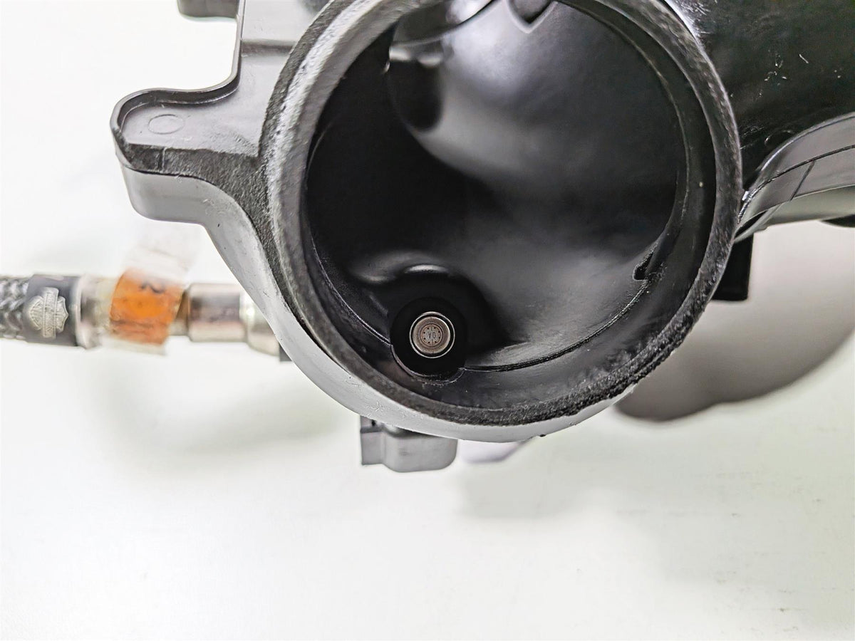 2017 Harley Touring FLHXS Street Glide Throttle Body Fuel Injection 27200025 27300122 {{ shop.shopifyCountryName }} - Mototech271