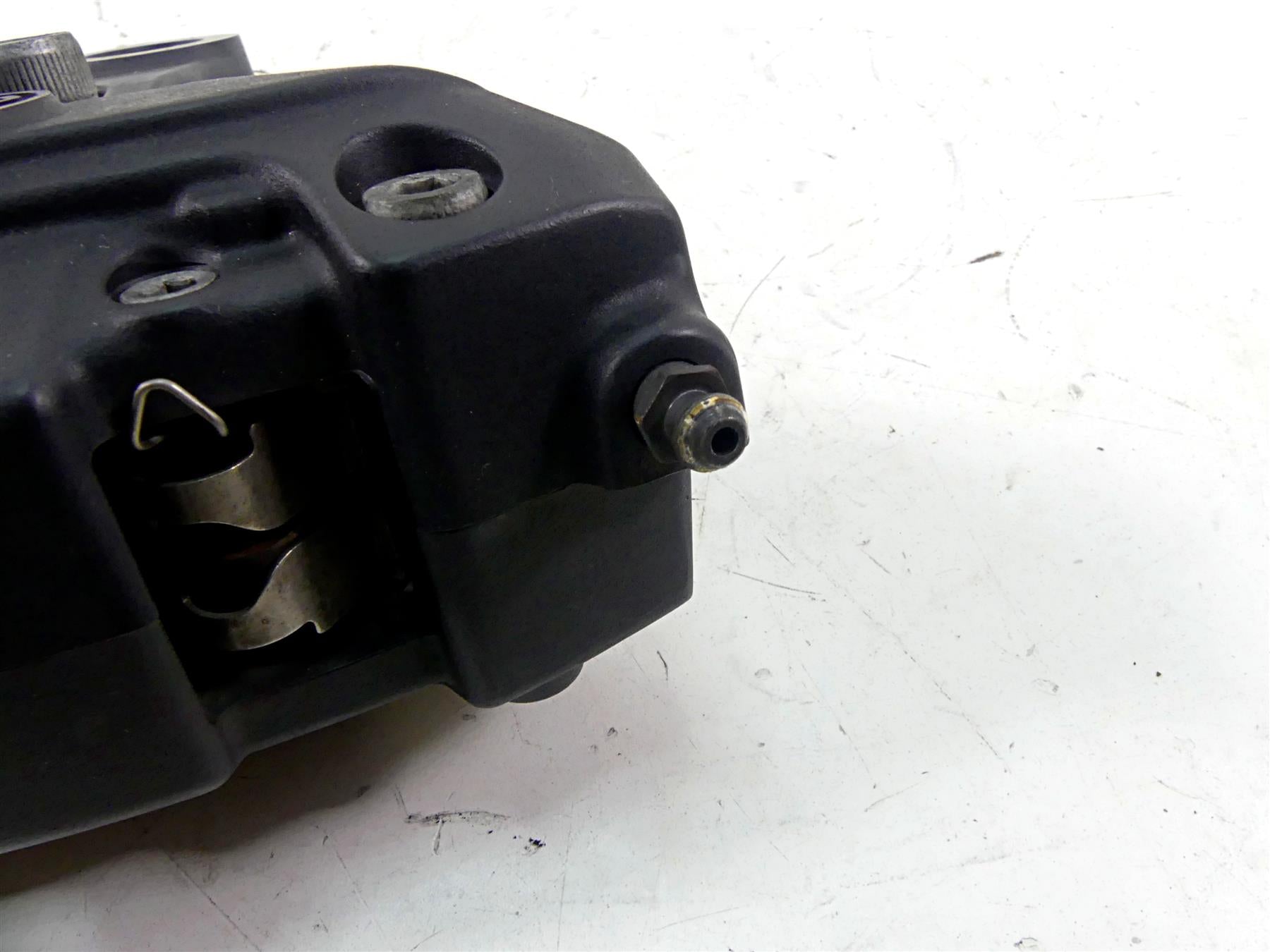 2010 Harley Touring FLHRC Road King Rear Brake Caliper + Bracket 25mm 44080-08C {{ shop.shopifyCountryName }} - Mototech271
