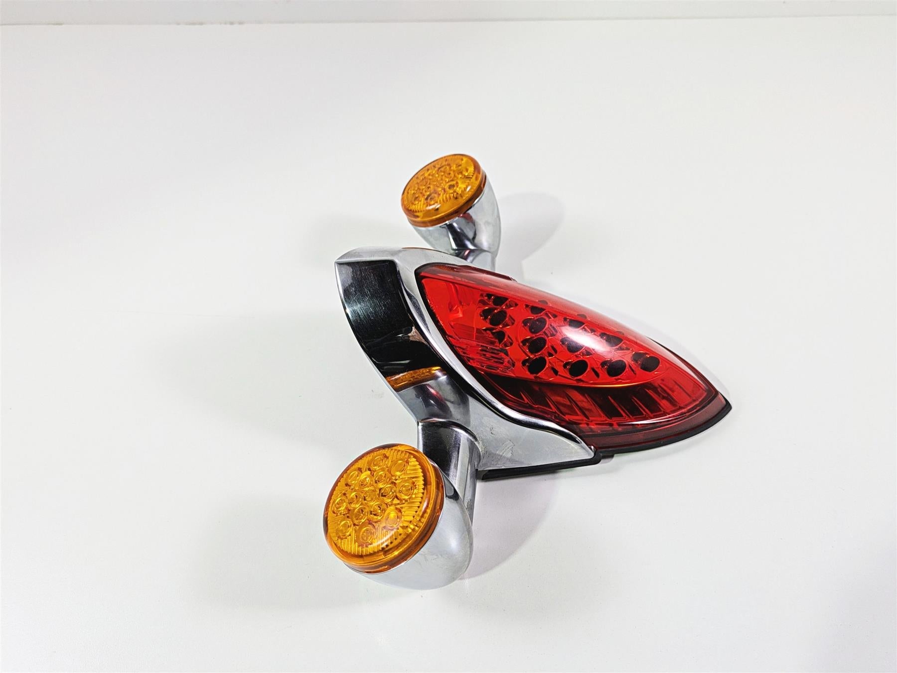2016 Indian Chief Classic Taillight Blinker Turn Signal Plate Holder 5138445 {{ shop.shopifyCountryName }} - Mototech271