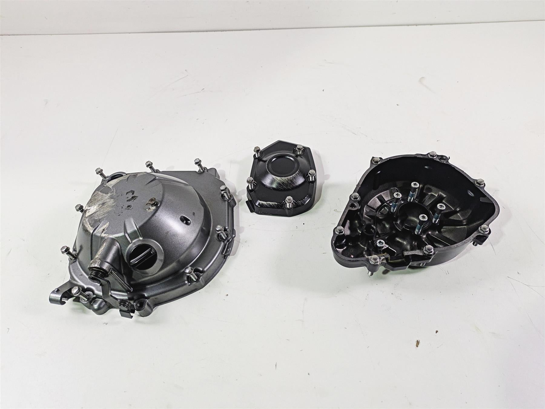 2021 Kawasaki Z900 ZR900 Stator Clutch Engine Side Cover Set 14031-0640 {{ shop.shopifyCountryName }} - Mototech271