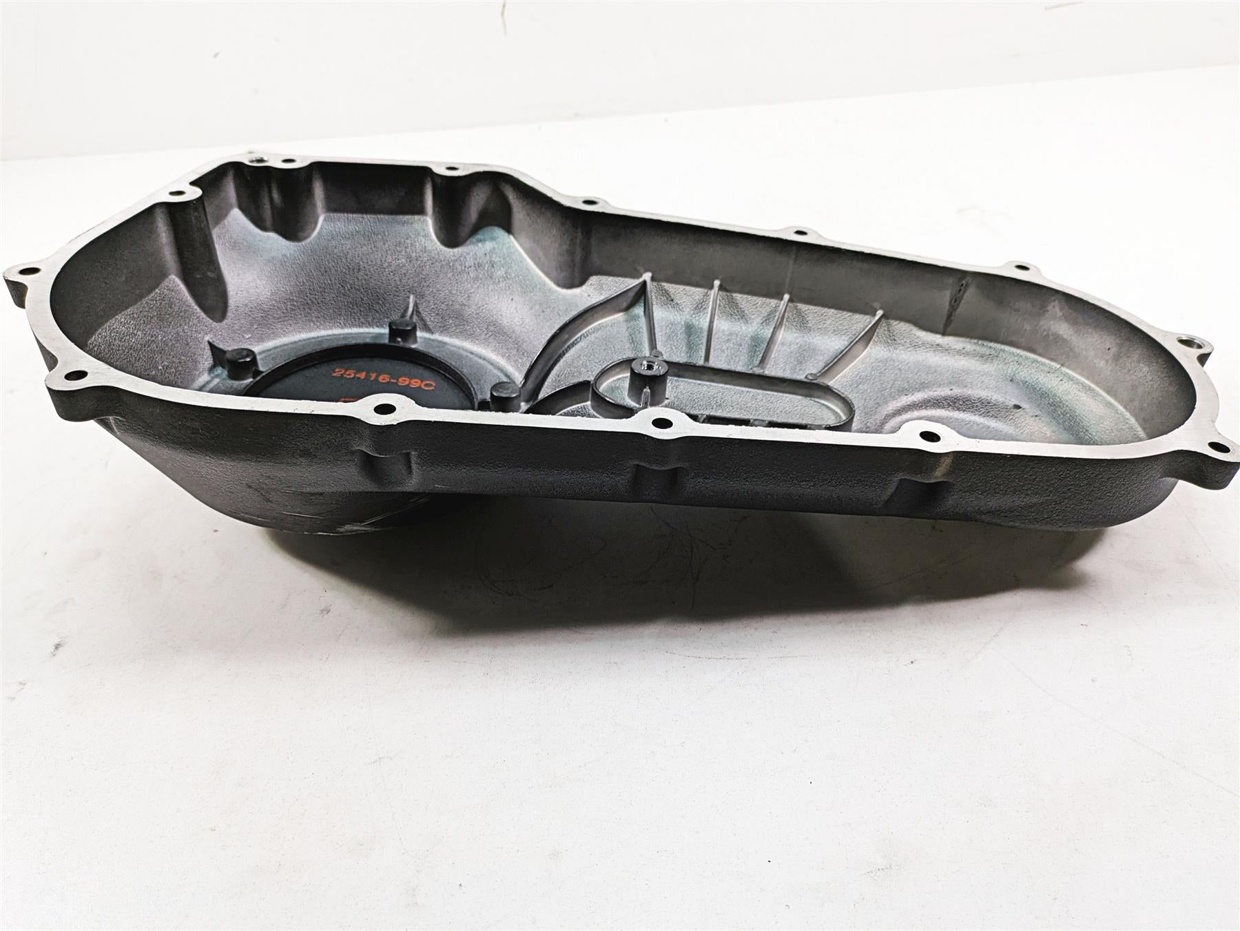 2009 Harley FXDF Dyna Fat Bob Outer Primary Drive Clutch Cover 60784-06 {{ shop.shopifyCountryName }} - Mototech271