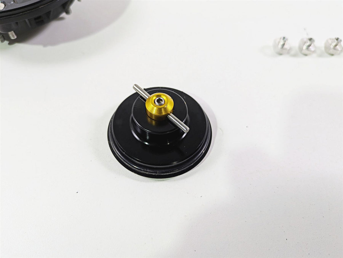 2010 Ducati Streetfighter 1098 S Lockable Quick Release Tank Cap - Read {{ shop.shopifyCountryName }} - Mototech271