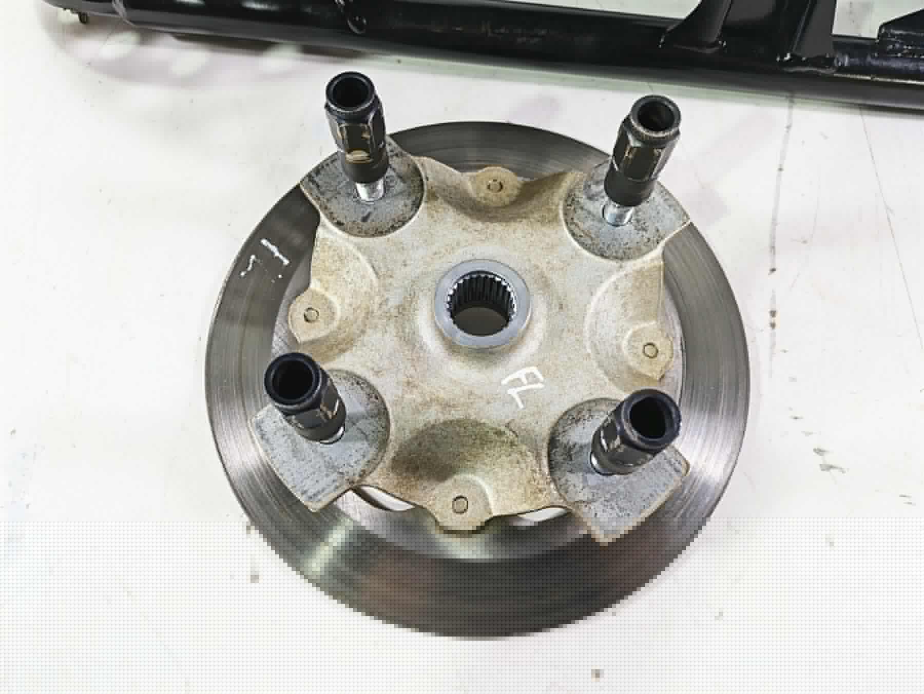 2022 Yamaha YXZ1000 R Front Left Knee Assembly 2HC-F3505-00-00 2HC-F3507-00-00 {{ shop.shopifyCountryName }} - Mototech271