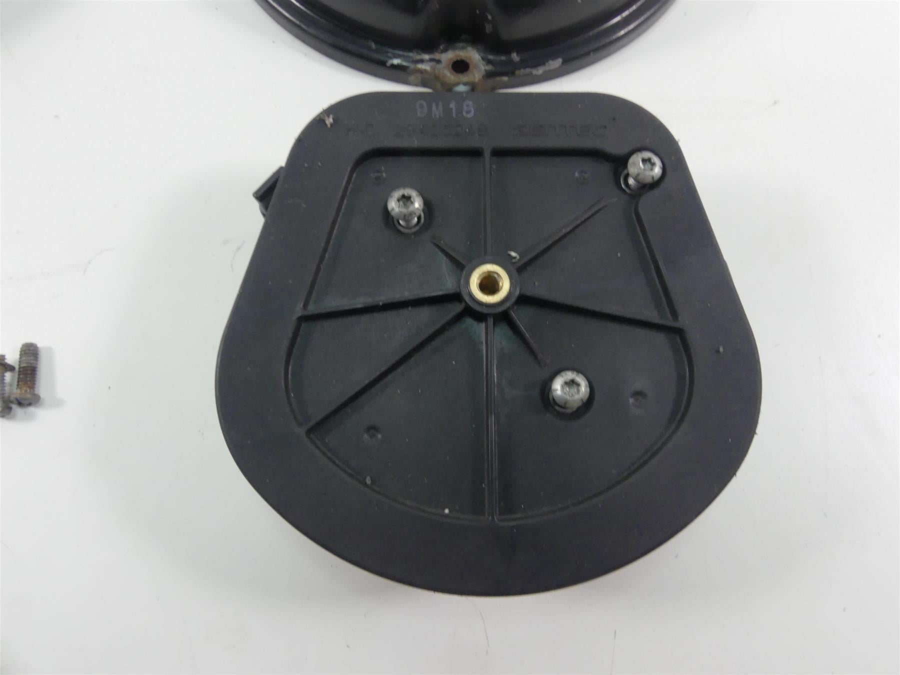 2019 Harley Softail FLSB Sport Glide Air Cleaner Breather Filter Cover 29000154 {{ shop.shopifyCountryName }} - Mototech271